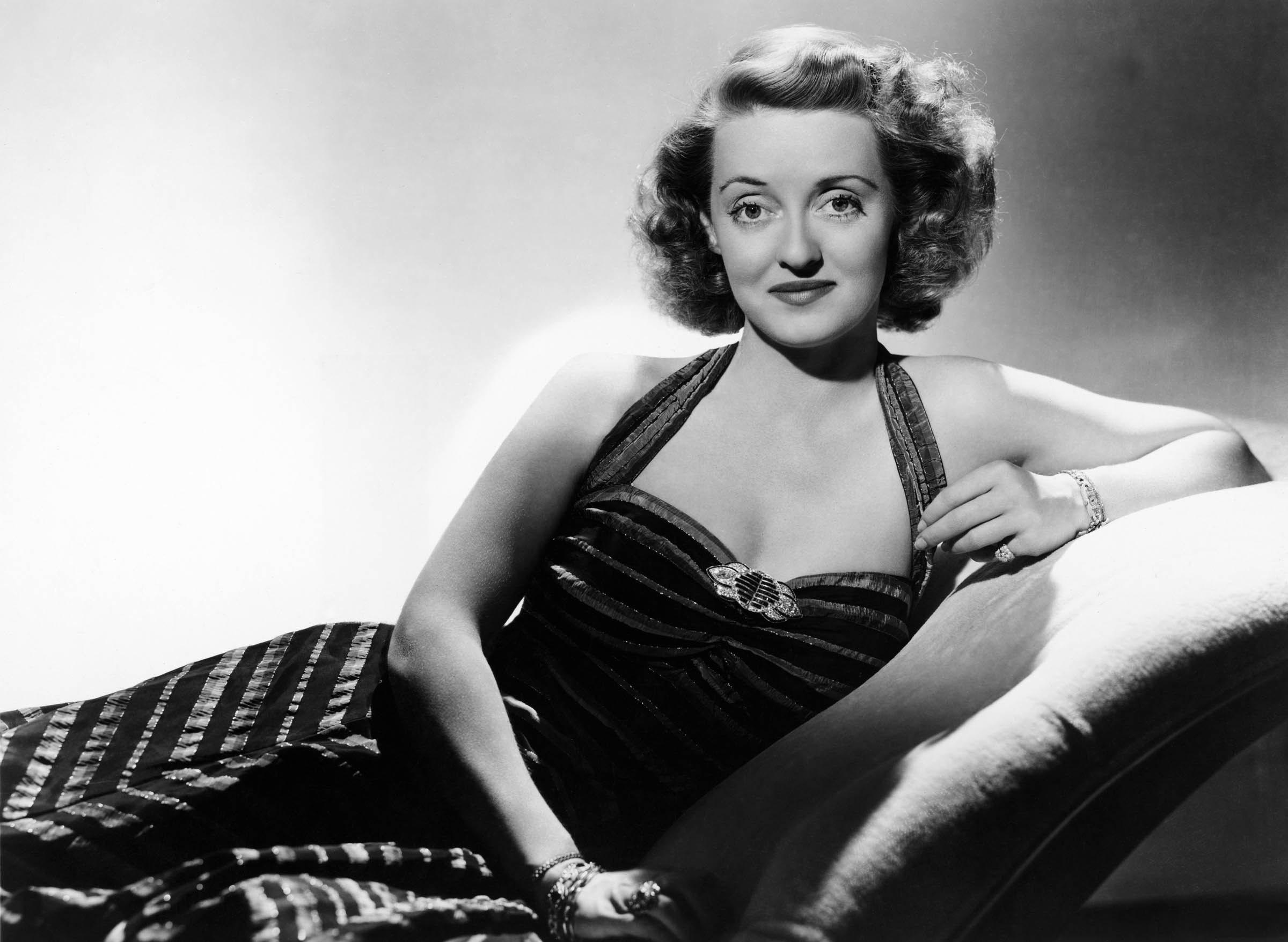 Bette Davis 28 High Resolution Wallpapers