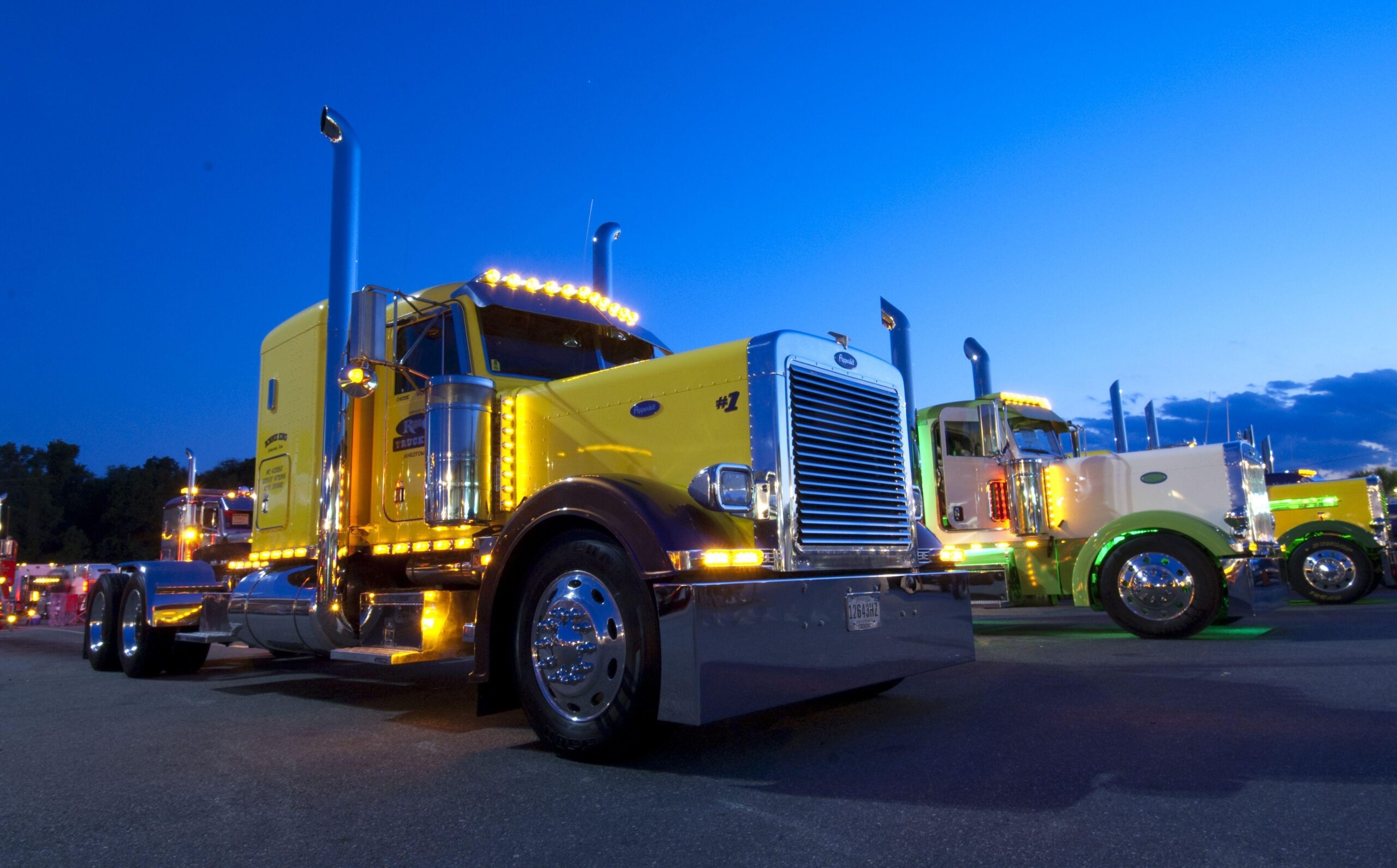 55 Peterbilt HD Wallpapers