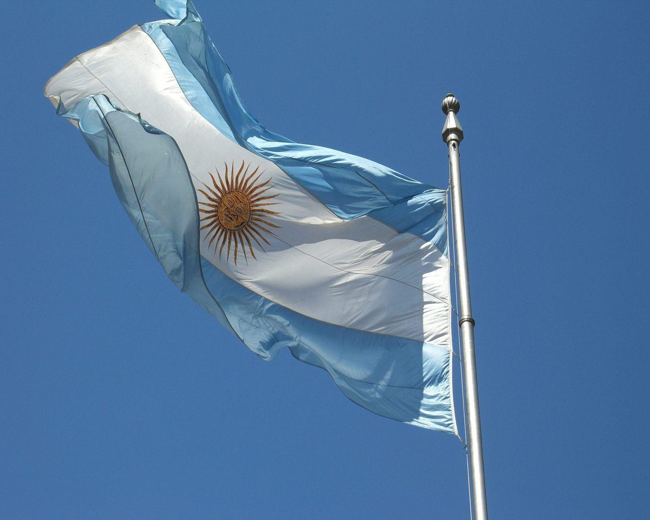 Fly Argentina Flag HD Wallpapers Desktop