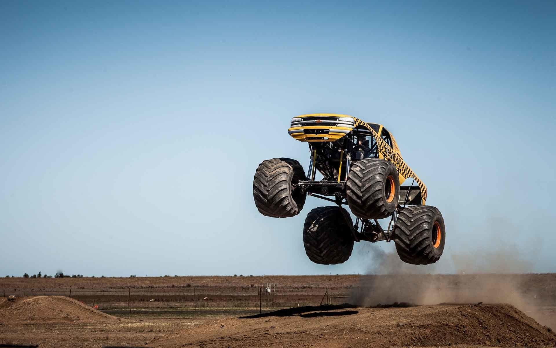 Monster Truck Full Hd Wallpapers ✓ Labzada Wallpapers