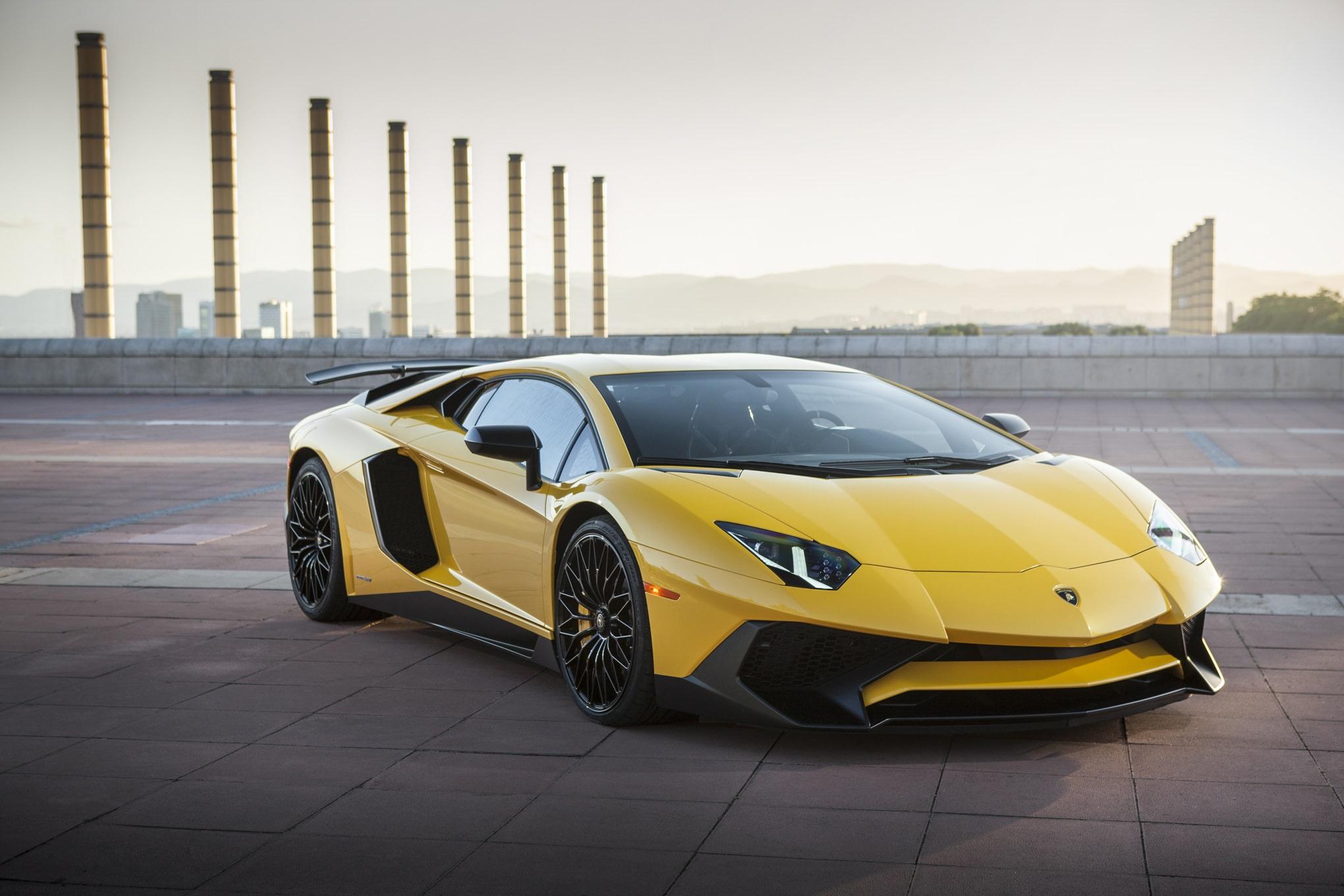 2017 Lamborghini Aventador S LP750