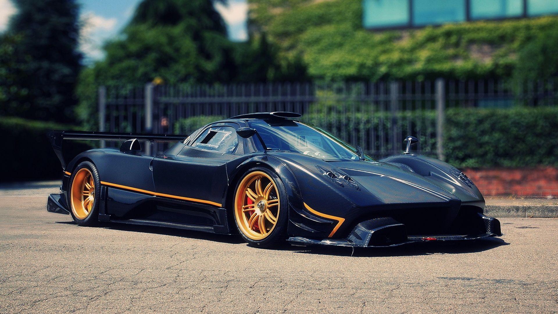 Pagani Zonda R