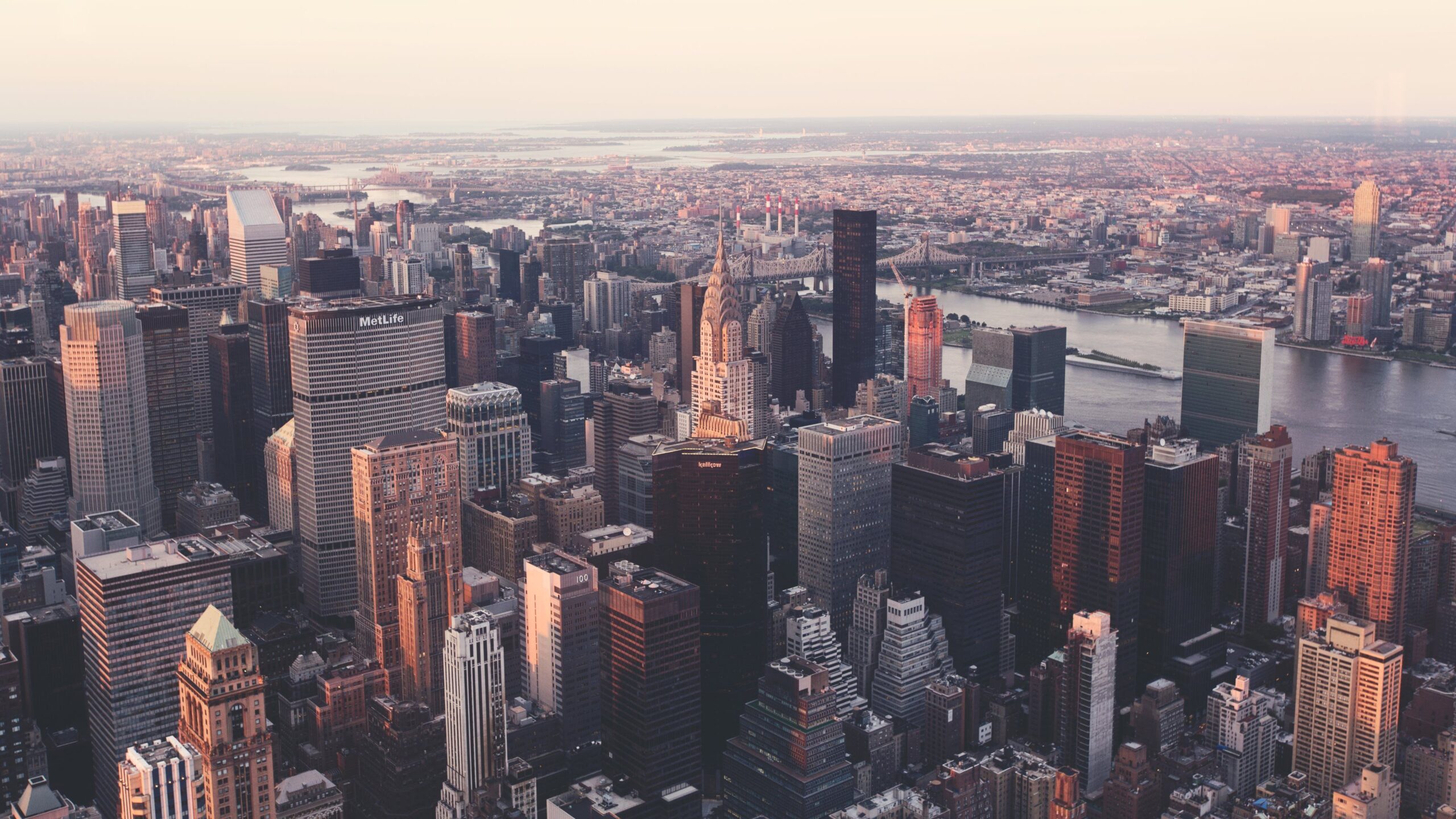 Iconic view of the New York City. 4k Ultra HD Wallpapers