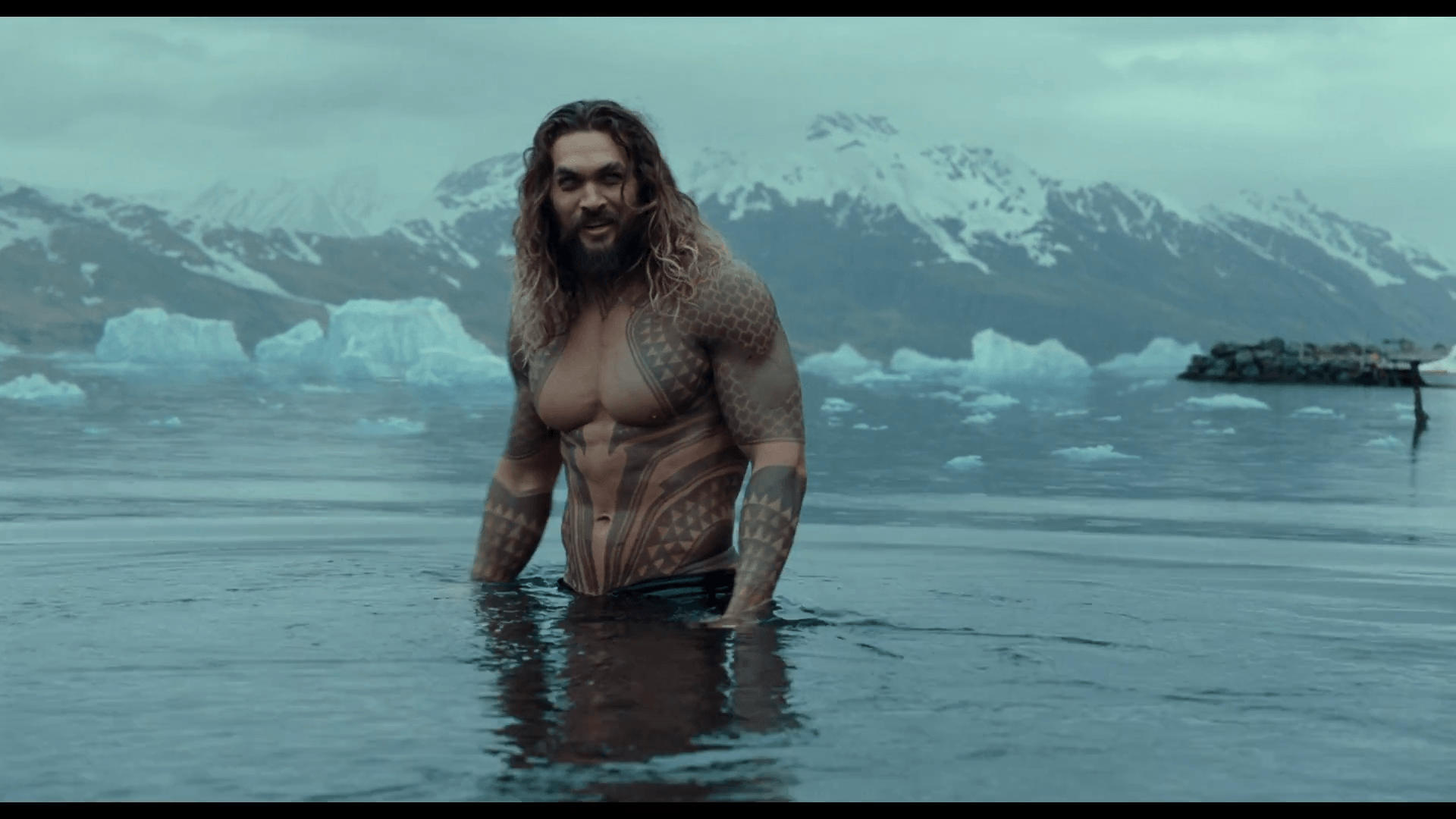 Jason Momoa Drops Aquaman & Justice League Spoiler