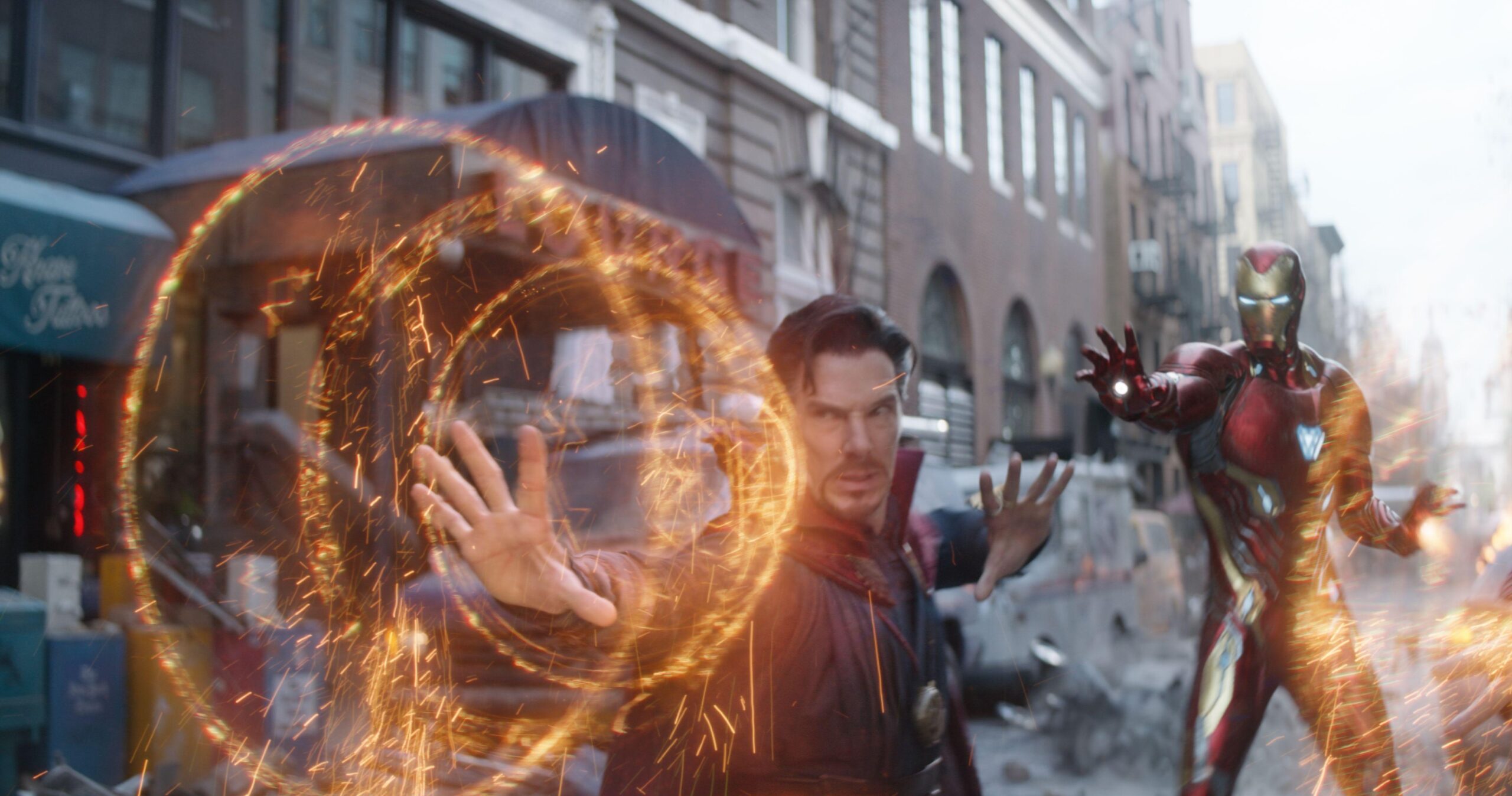 Doctor Strange And Iron Man In Avengers Infinity War