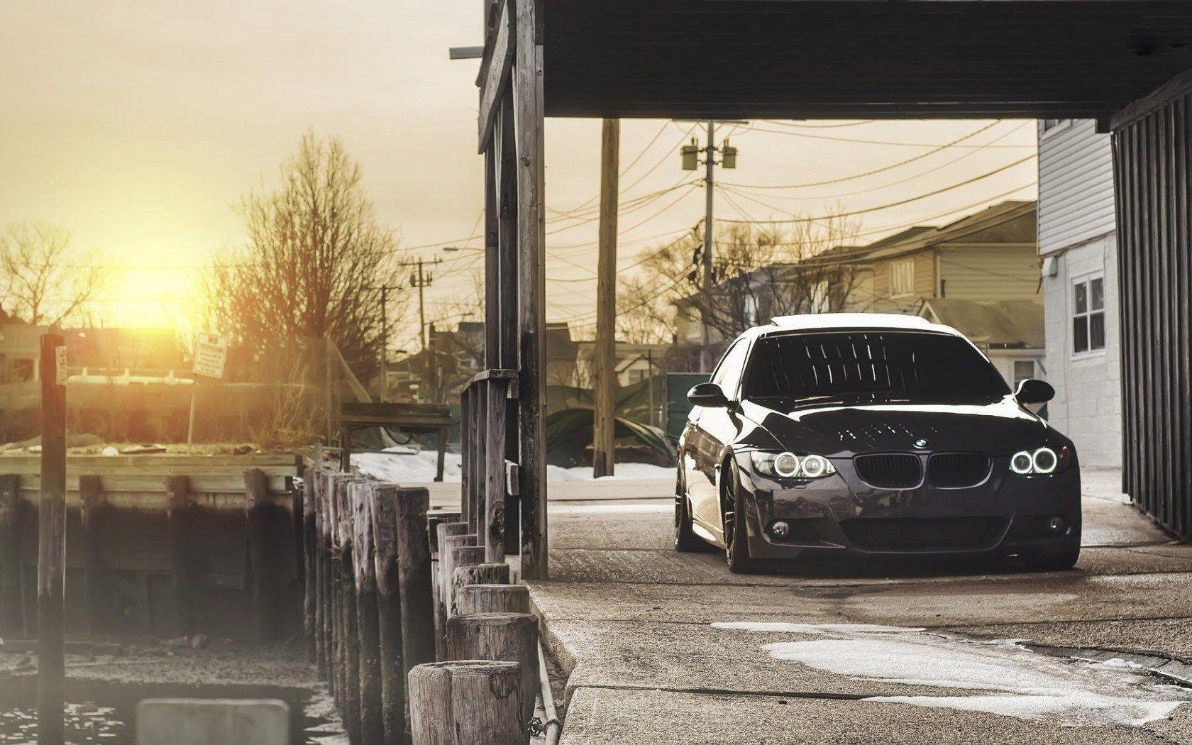 BMW E90 328i