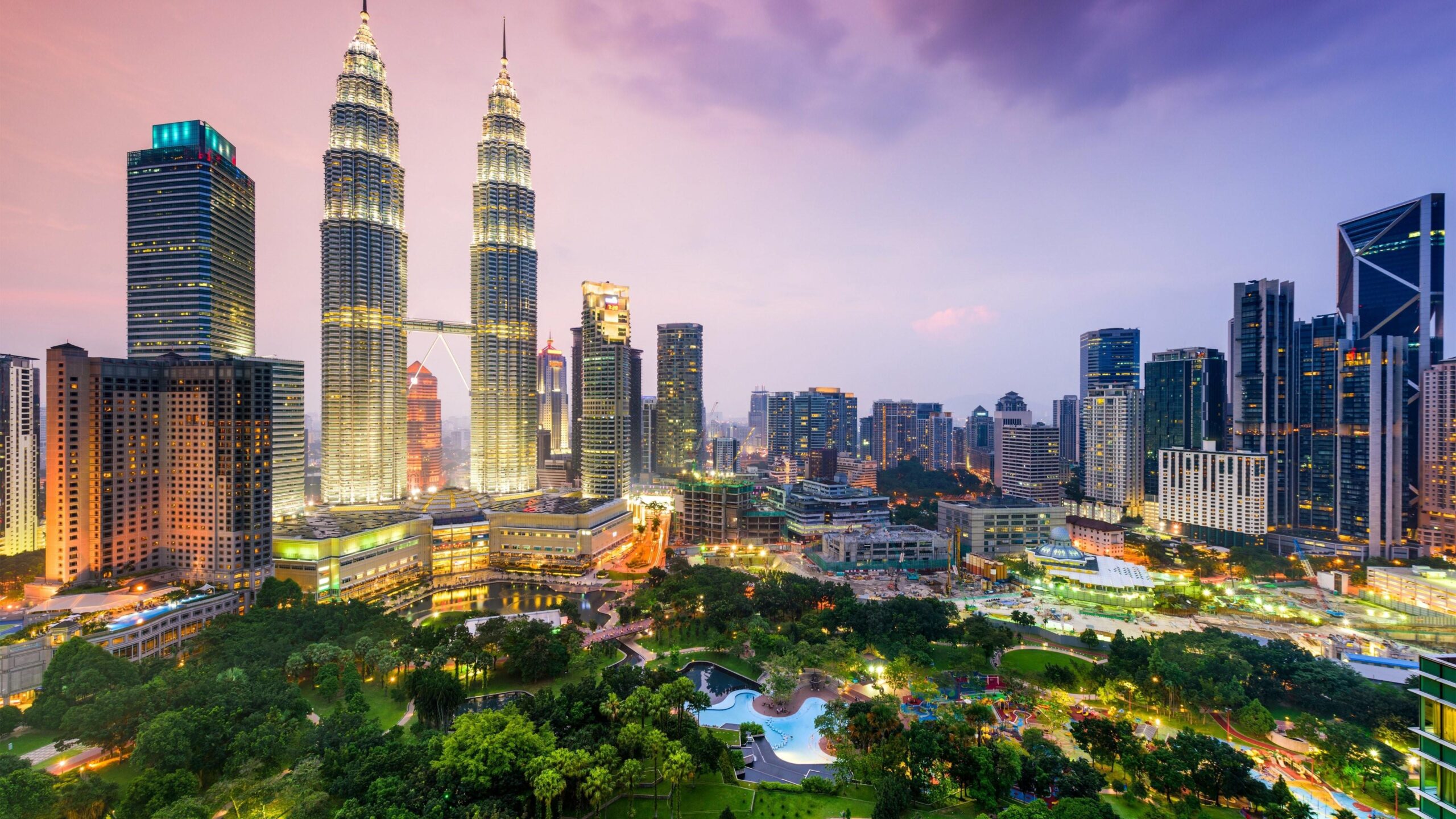 Kuala Lumpur City Centre At The Evening, Malaysia Wallpapers