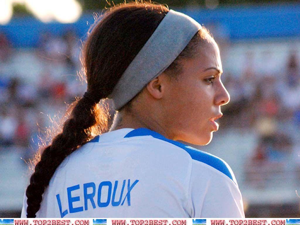 sydney leroux style