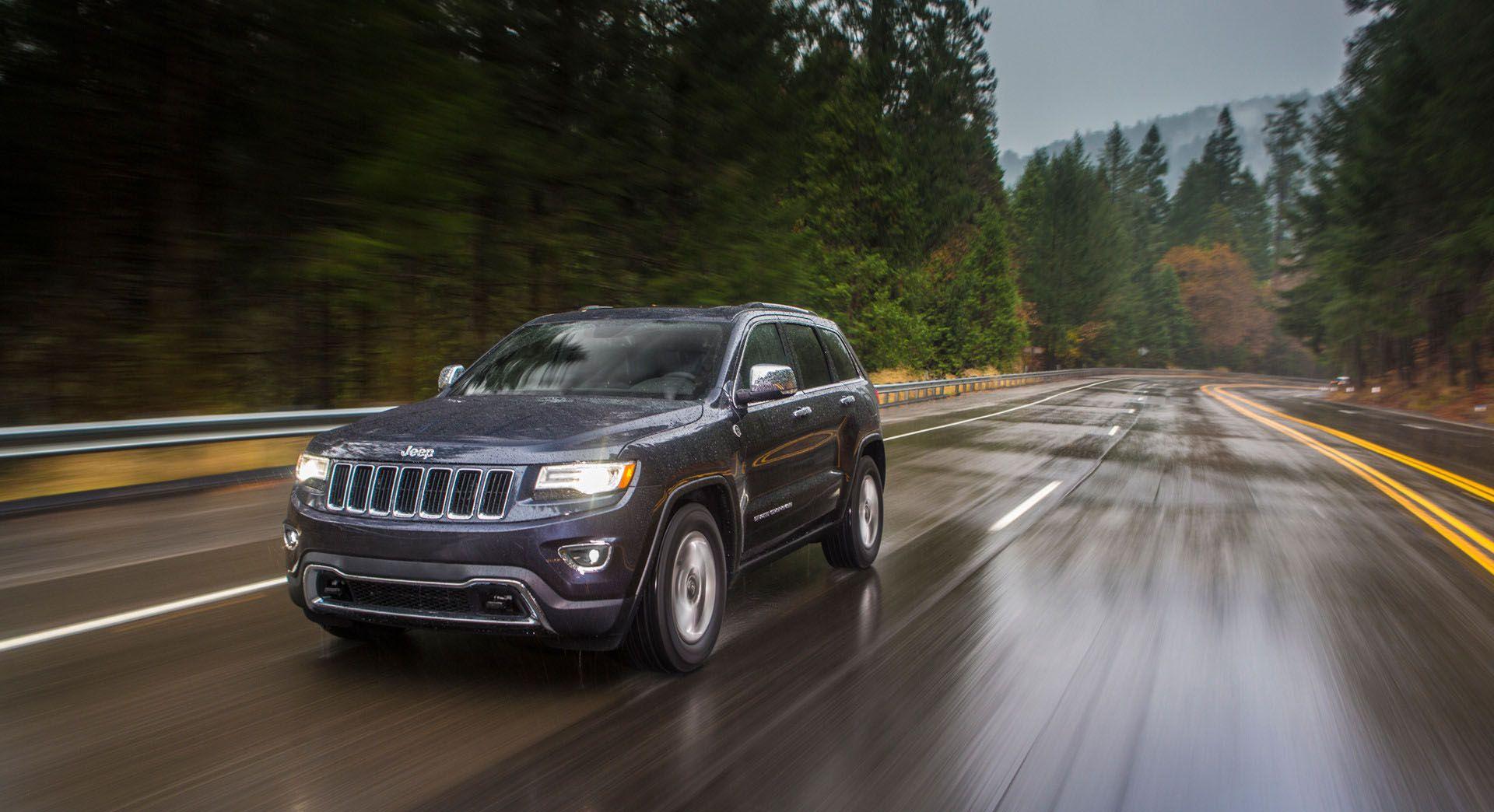 2017 Jeep Grand Cherokee Latitude Wallpapers