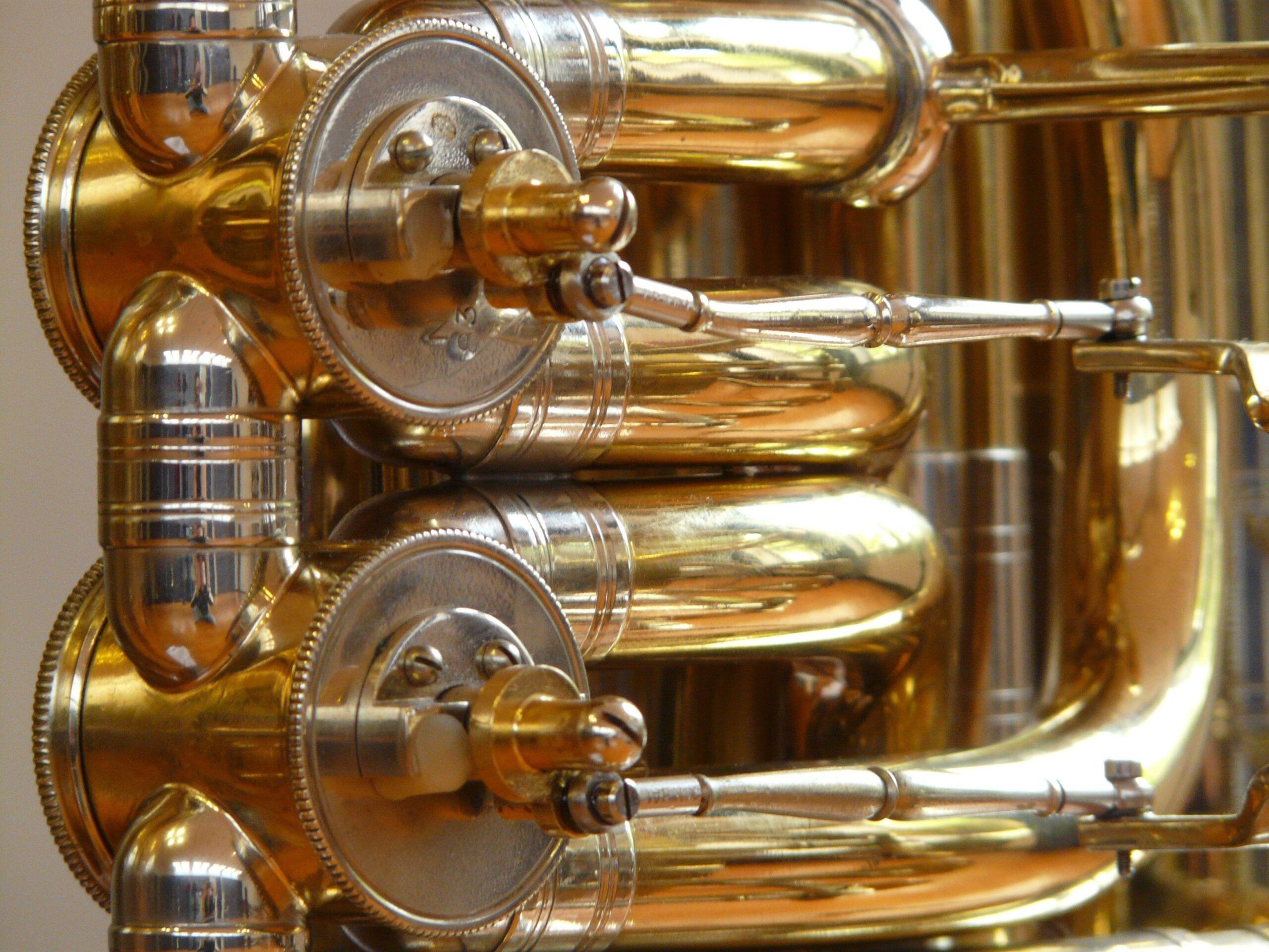 21 royalty free tuba image, minimum size:2k