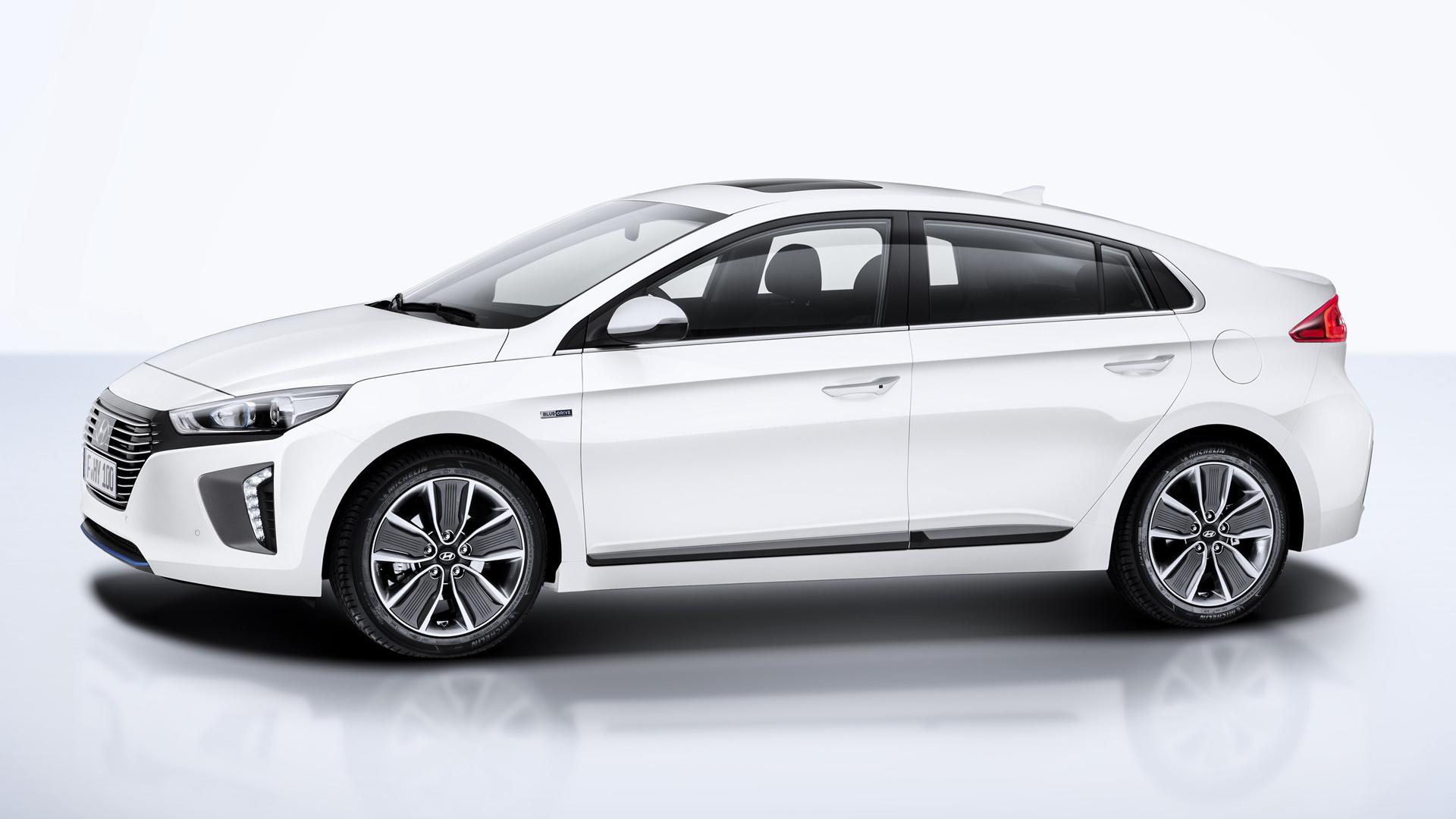 2016 Hyundai Ioniq Hybrid