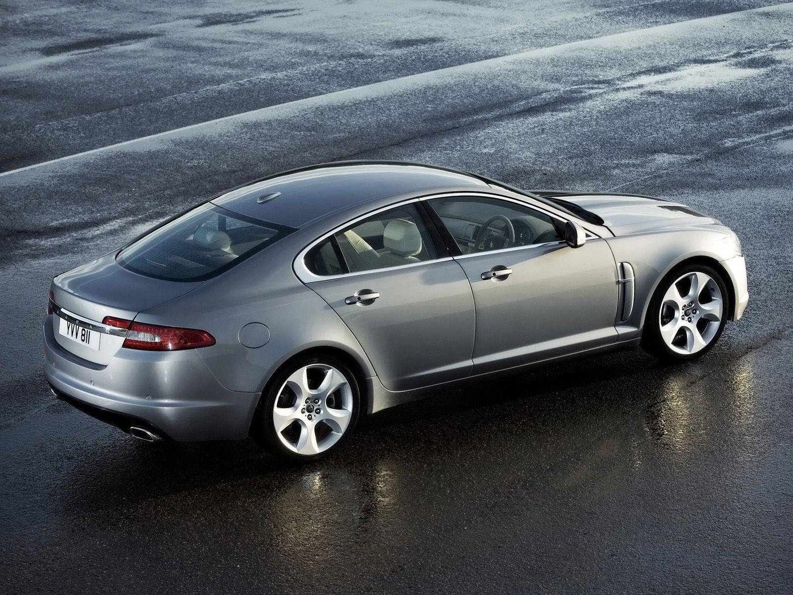 Jaguar XF wallpapers