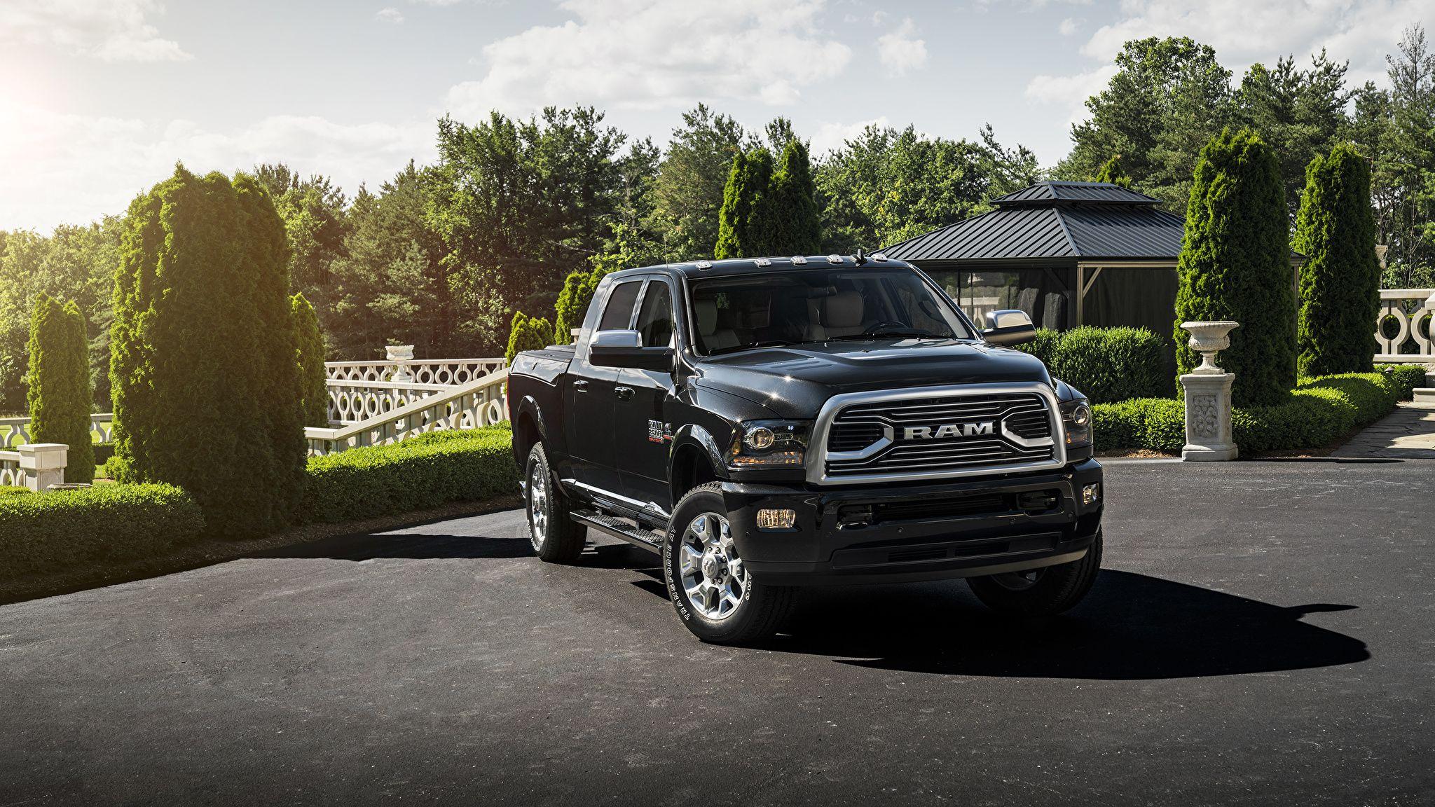 Pictures Dodge 2018 Ram 2500 Limited Tungsten Edition