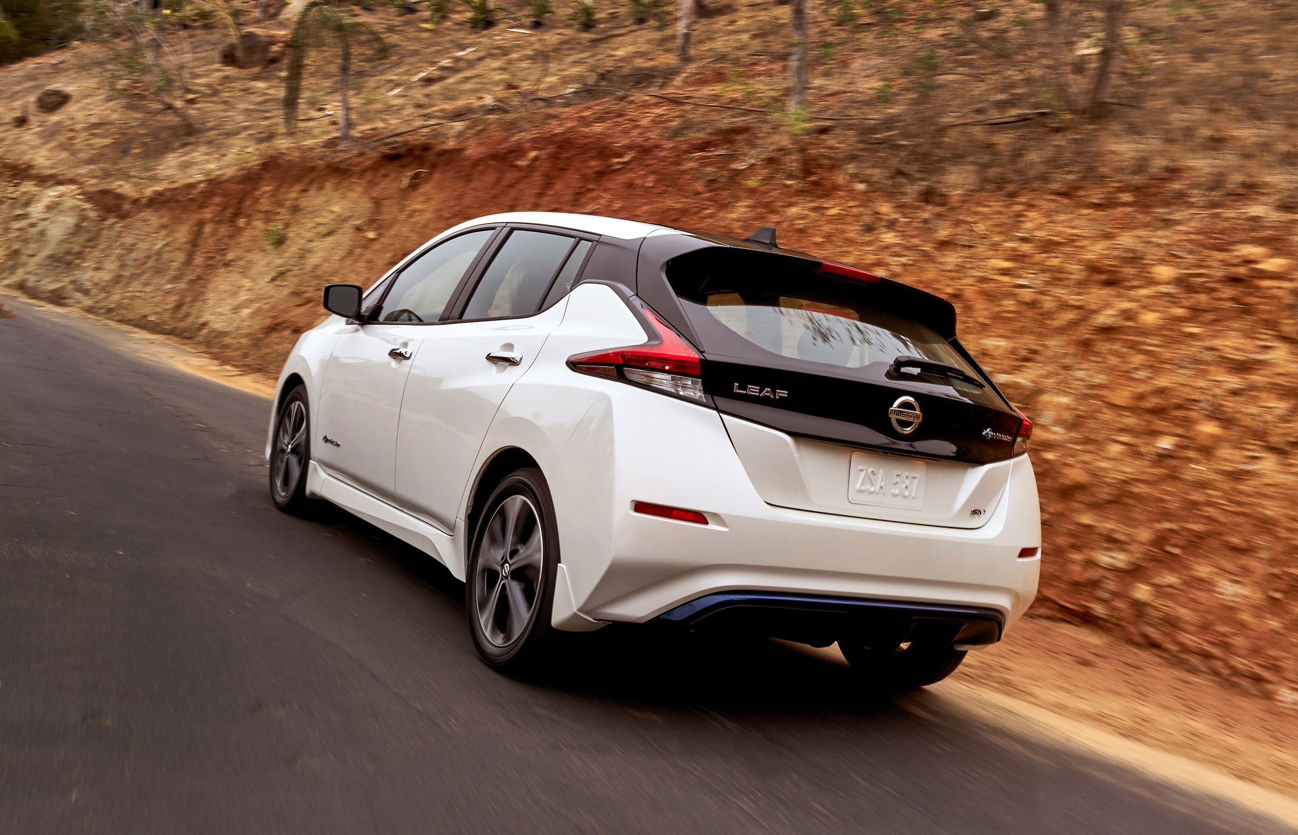 2018 Nissan LEAF Wallpapers Galore: Own It In January, On Your