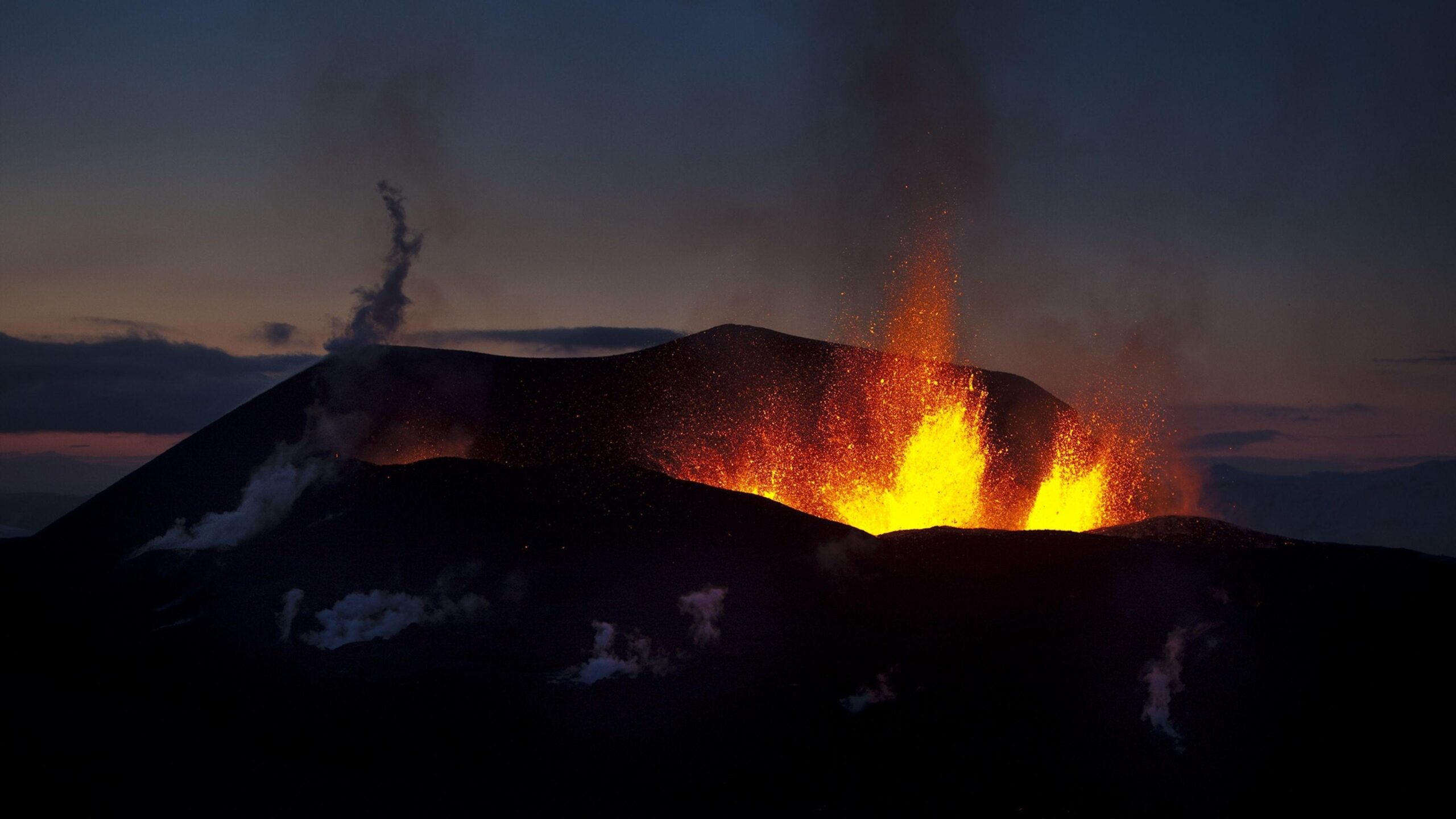 Download Wallpapers Masaya, Volcano, Lava, Nicaragua 4K