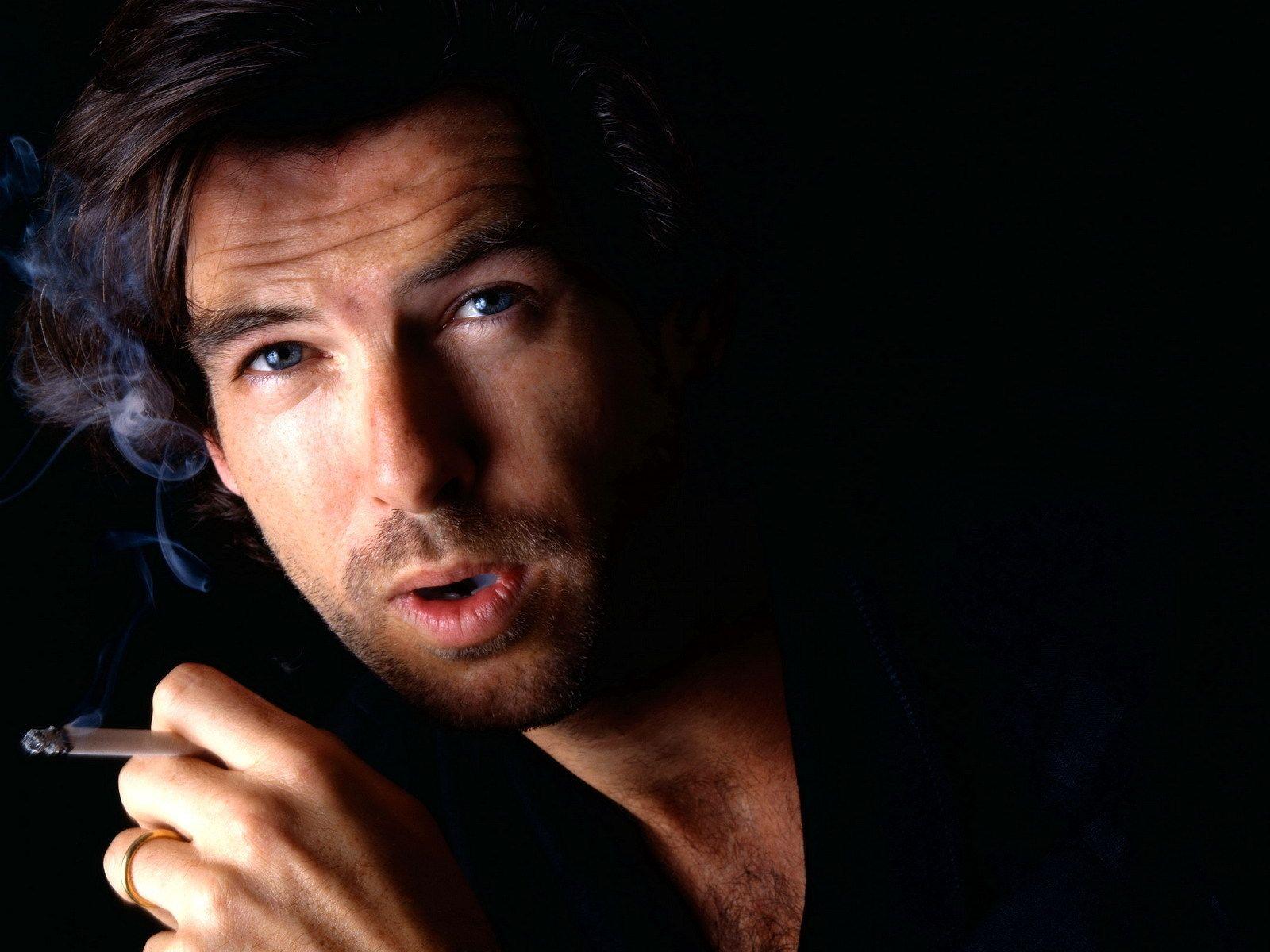 Pierce Brosnan Wallpapers High Quality