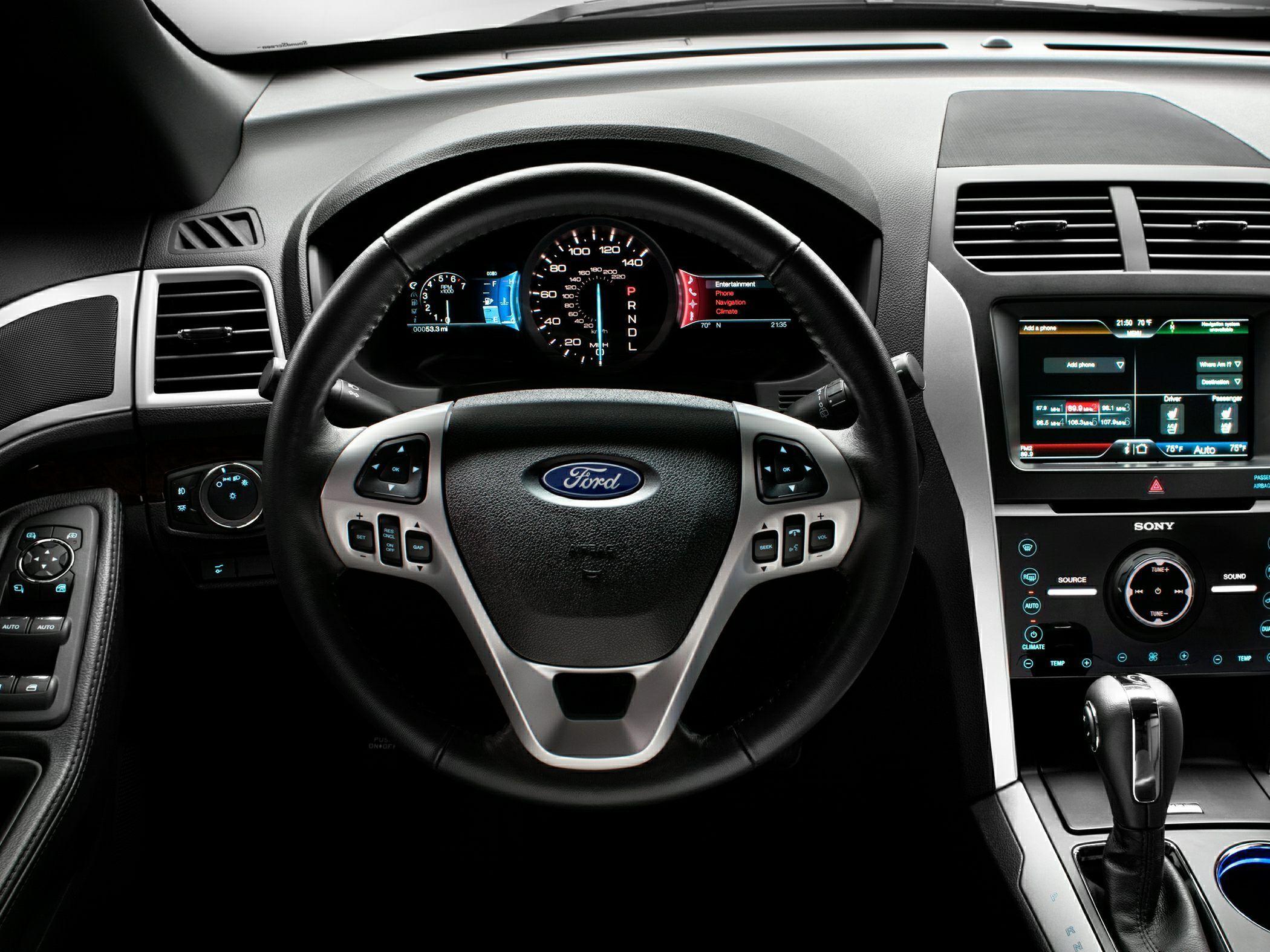 interior of Ford Explorer 2014