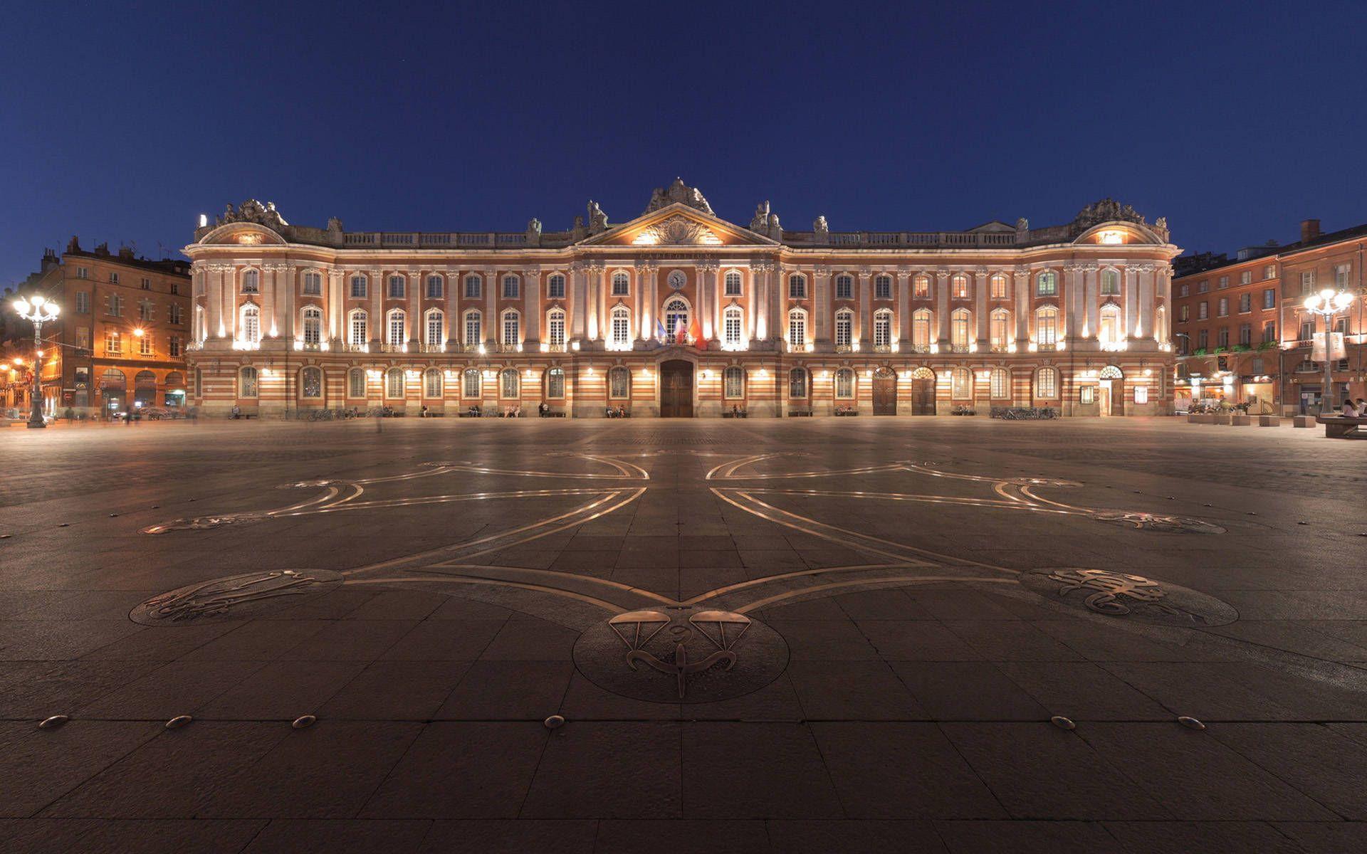 Toulouse France city square night wallpapers