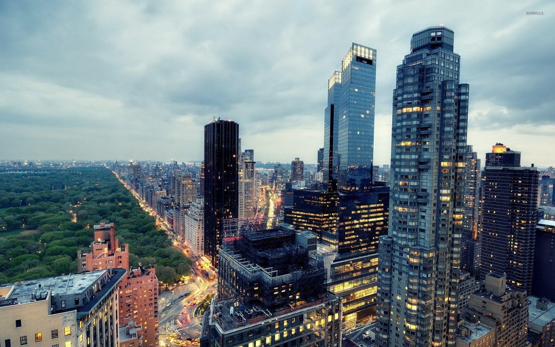 Skyscrapers with a beautiful view of the park in Manhattan wallpapers