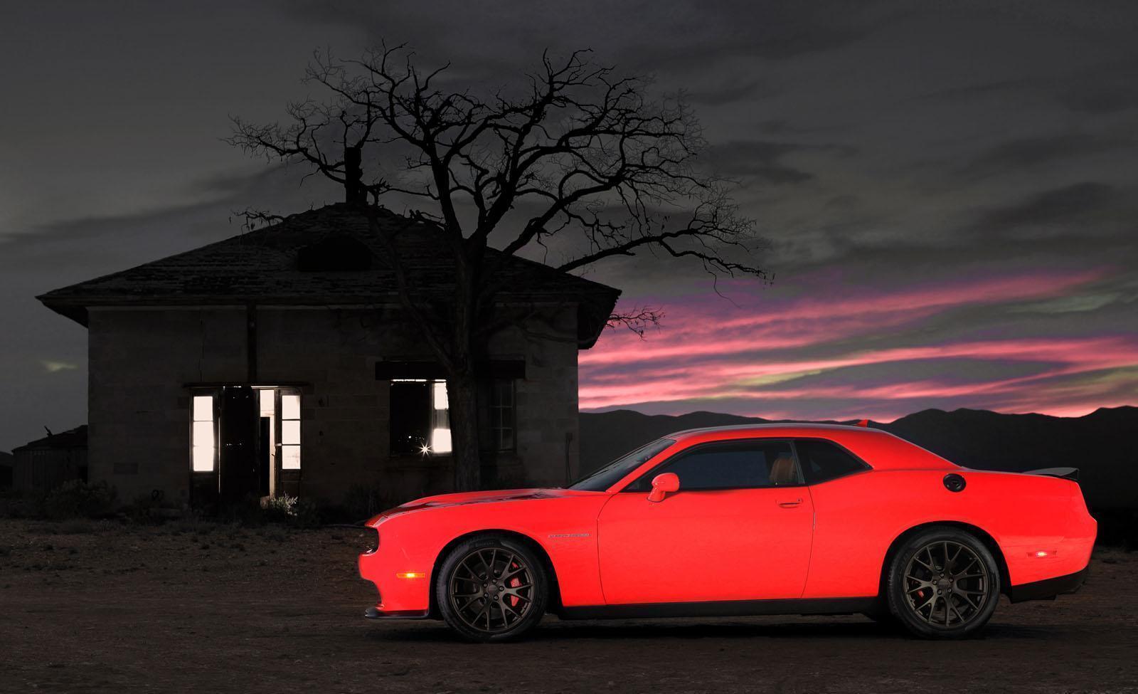 Dodge Challenger Black Hellcat Wallpapers