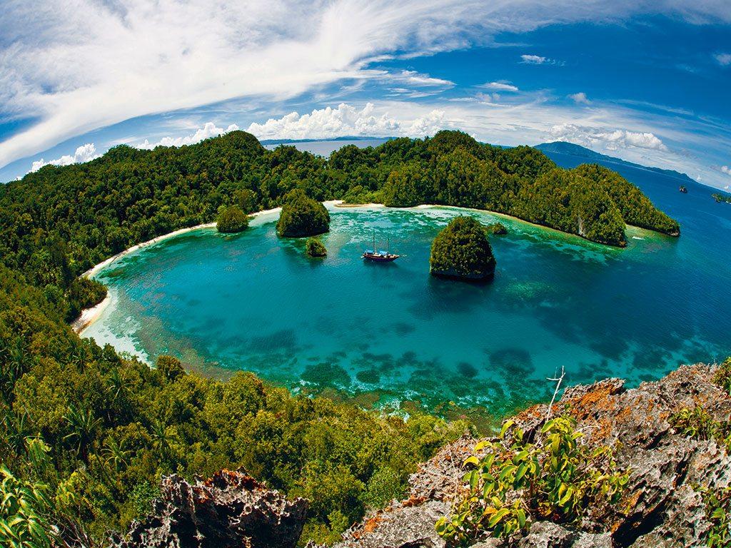 Raja Ampat Guide: Planning an Island