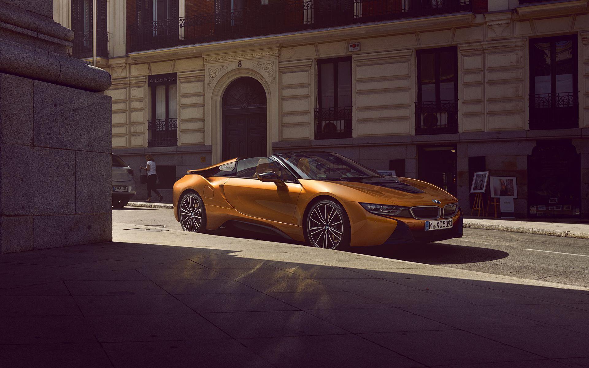 BMW i8 Roadster: Image & Videos