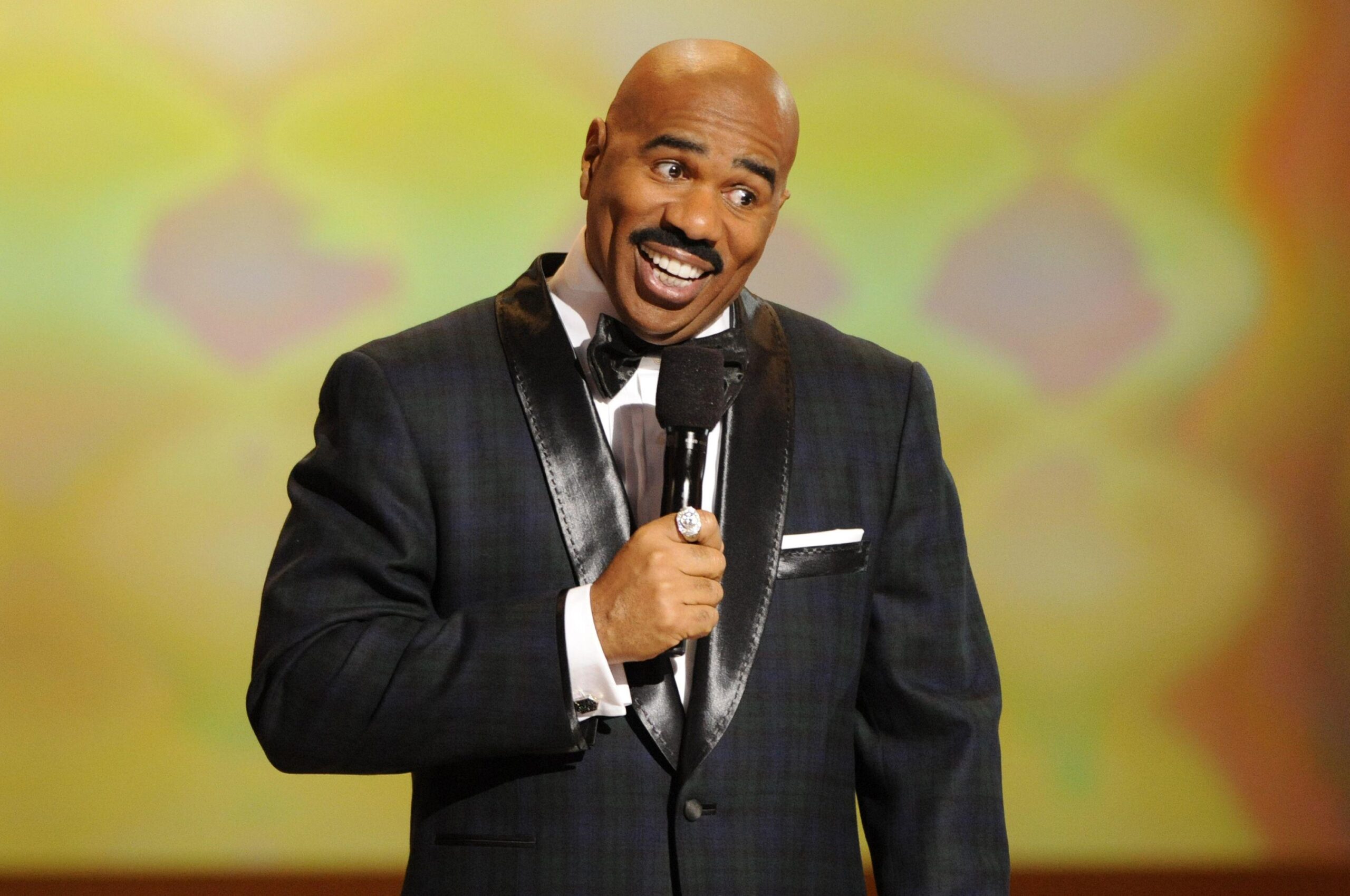 Pictures of Steve Harvey