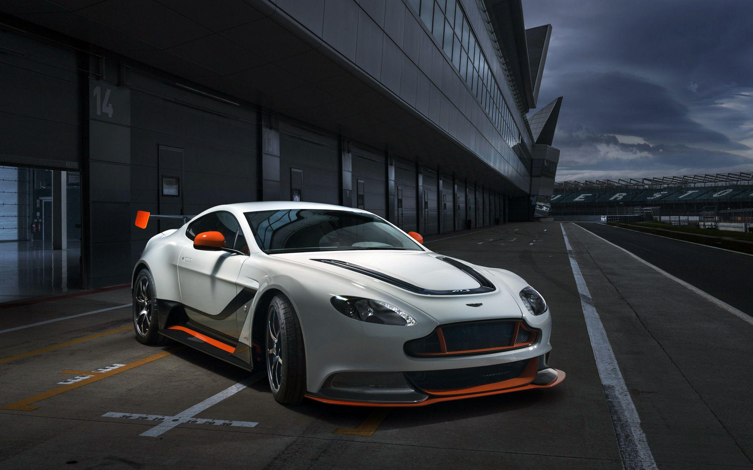 2015 Aston Martin Vantage GT3 Special Edition Wallpapers