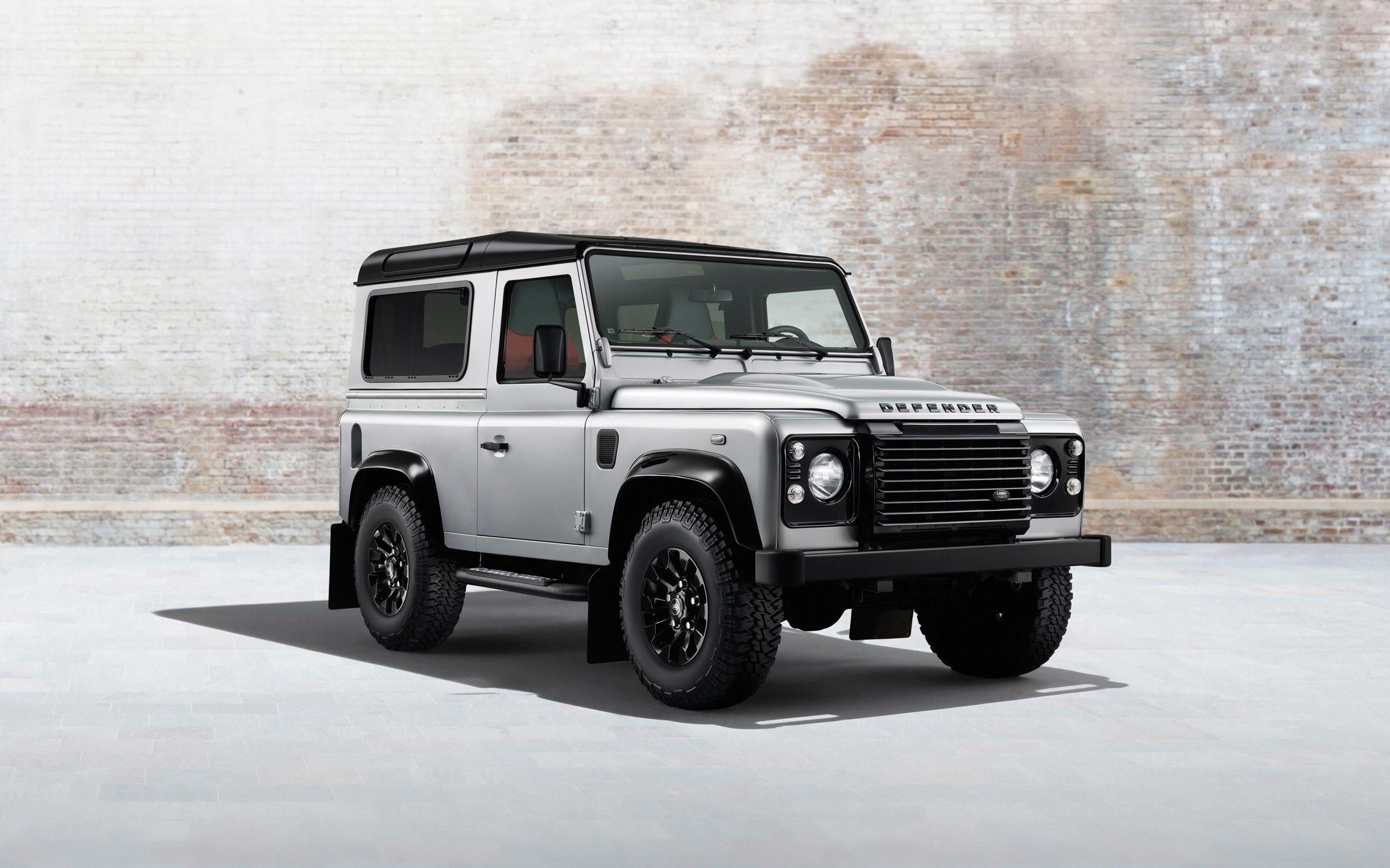 2014 Land Rover Defender Wallpapers