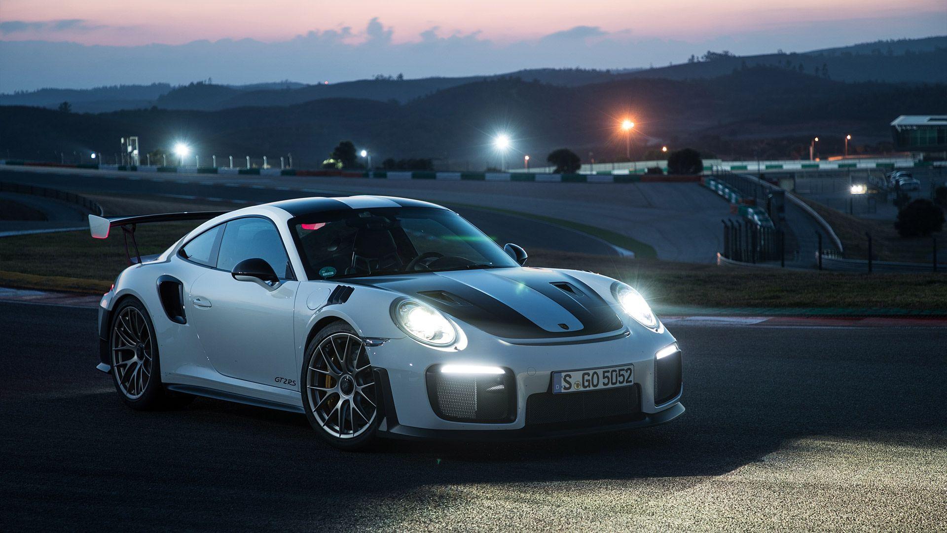 2018 Porsche 911 GT2 RS Wallpapers & HD Image