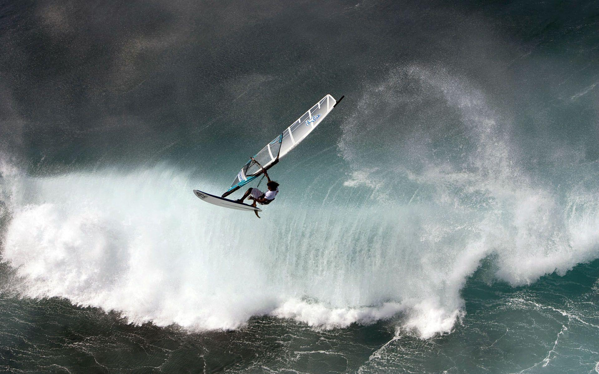 28 Windsurfing Wallpapers