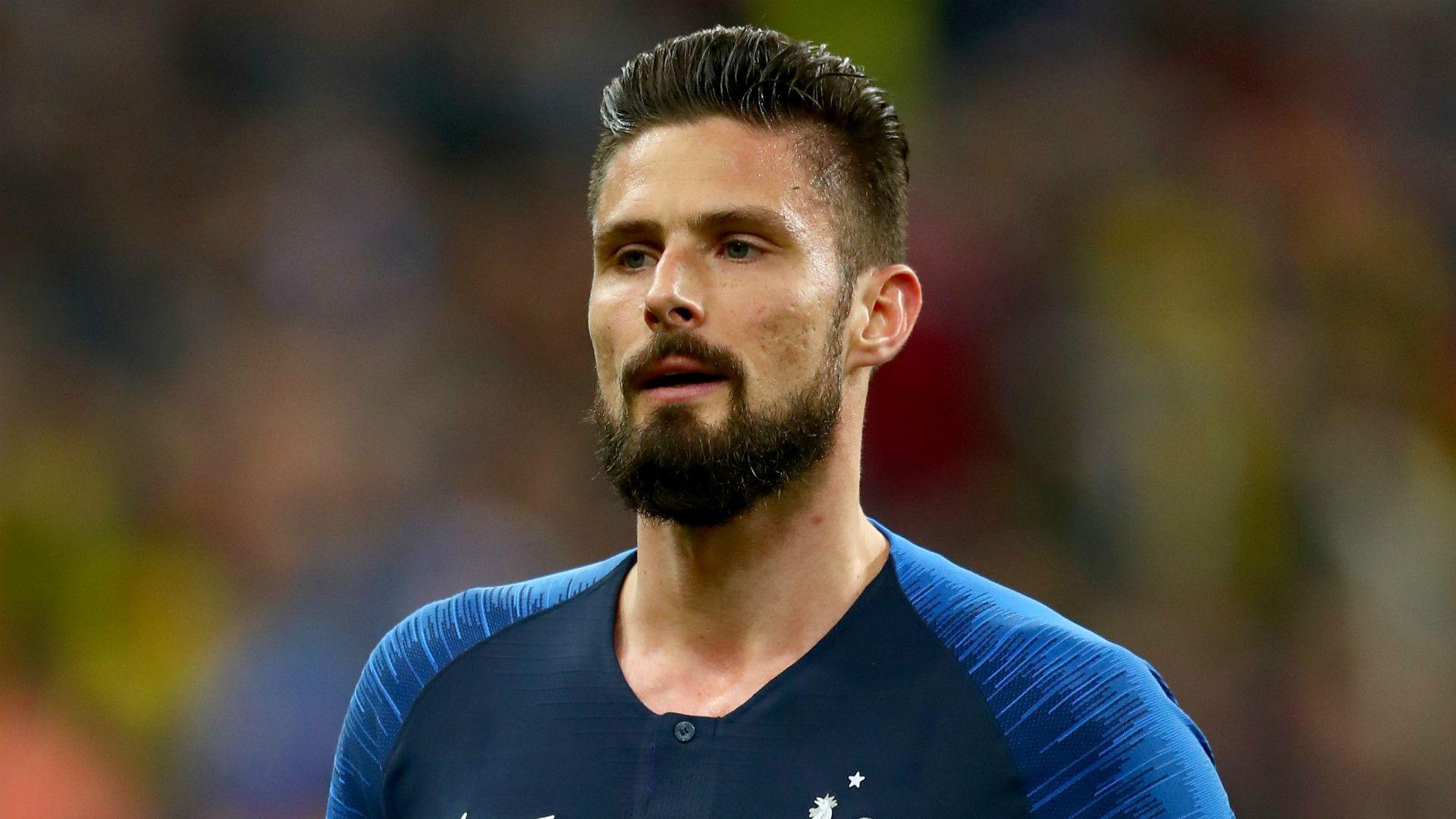 Giroud equals Zidane’s France scoring record