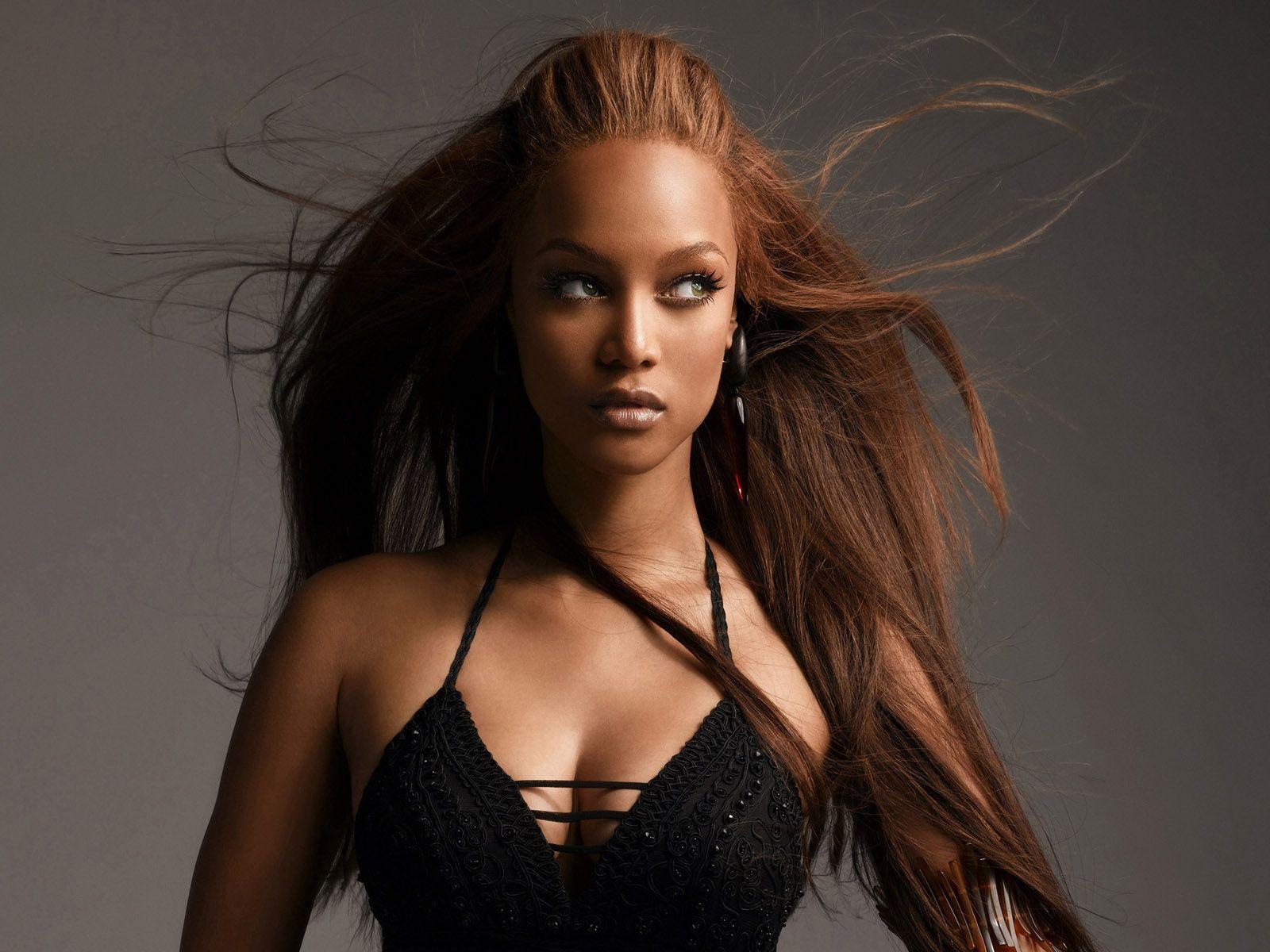 Tyra Banks Wallpapers