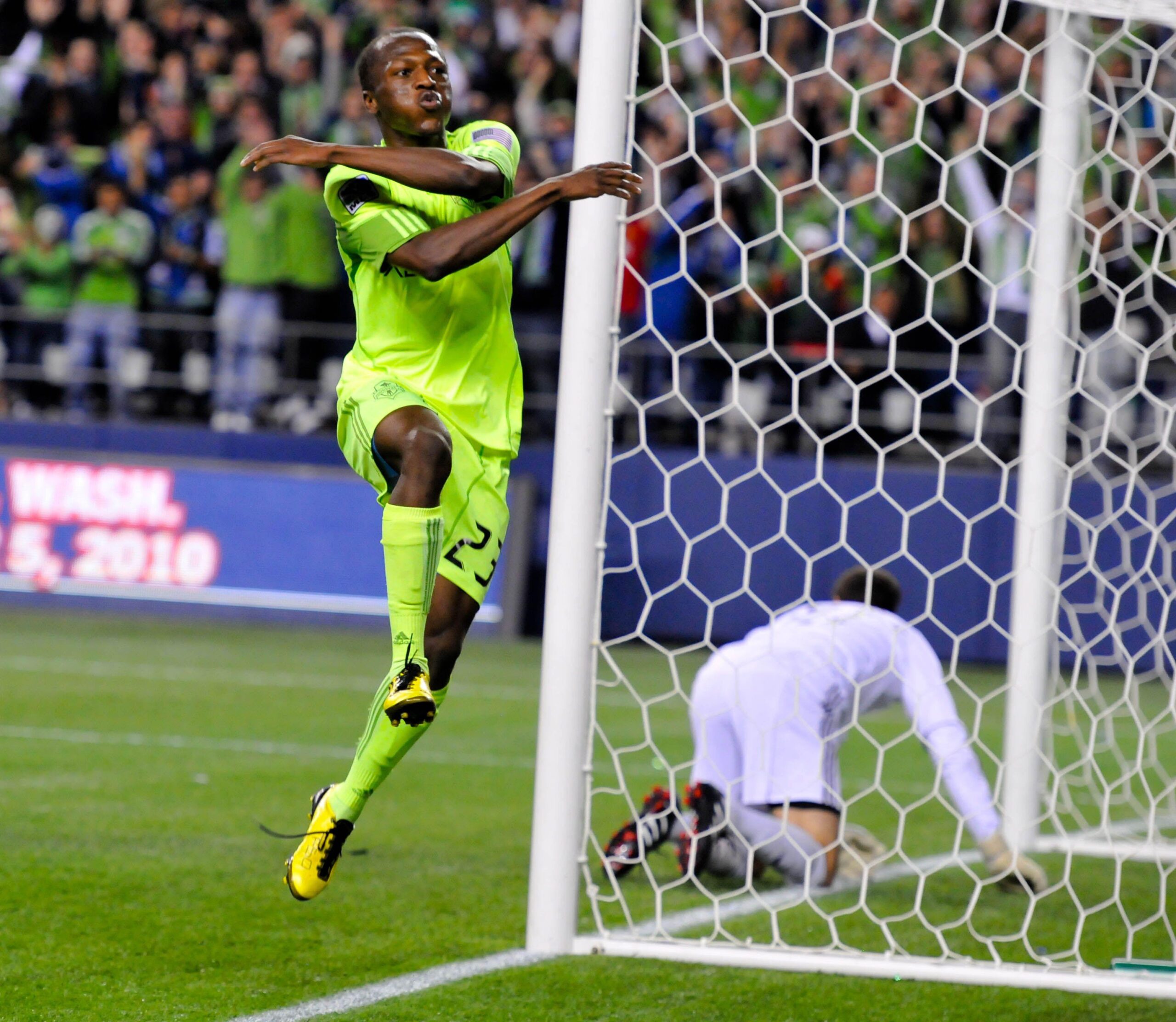 2010 US Open Cup Final: Sanna Nyassi of Seattle Sounders easy