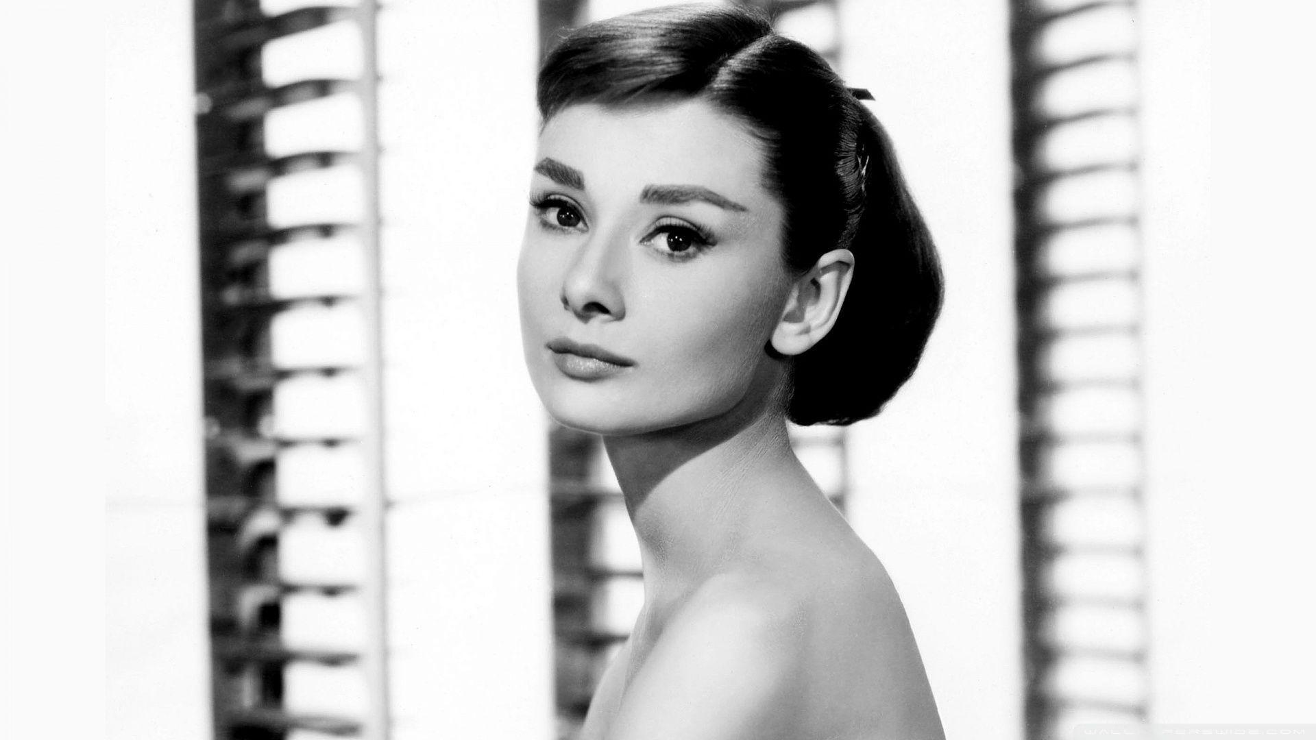 Audrey Hepburn Wallpapers