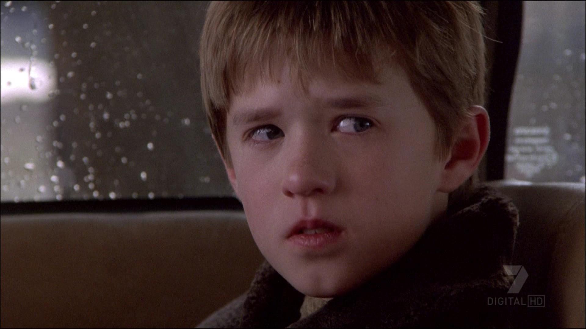 The Sixth Sense’ Surprise Ending Is Obvious If You Pay Attention To