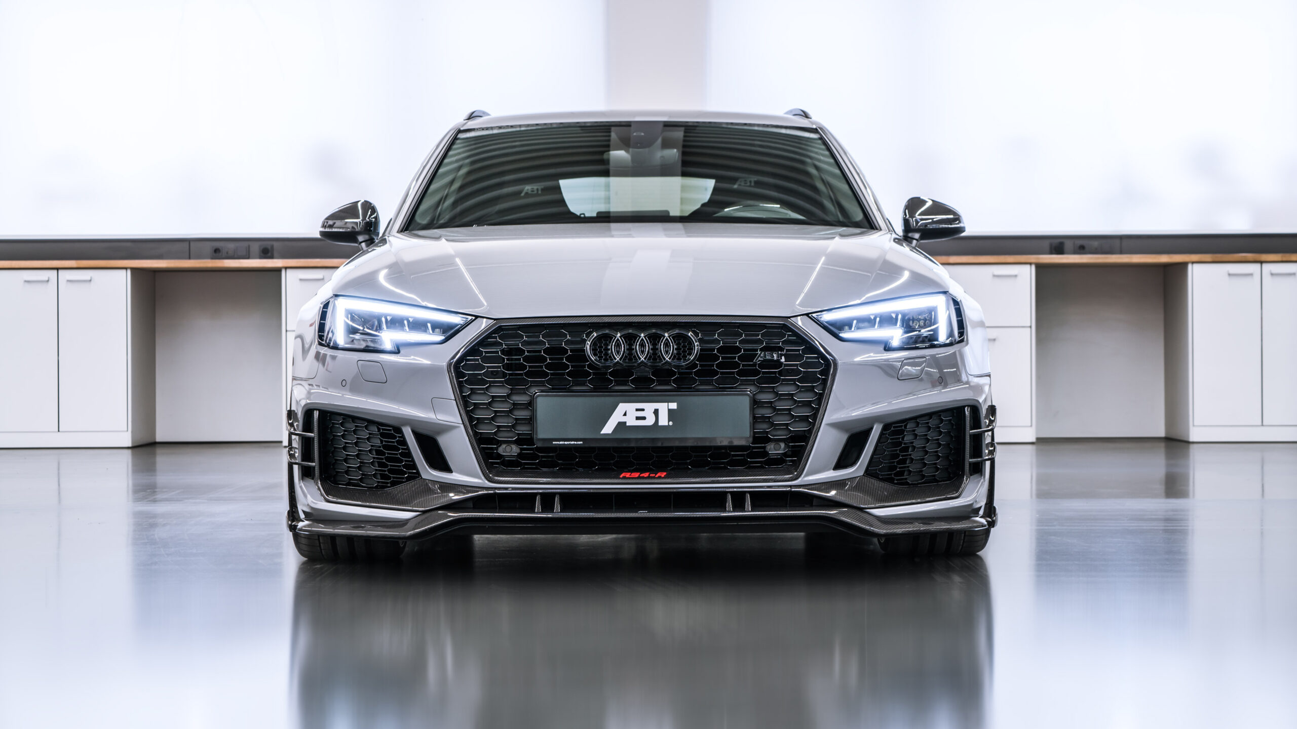 2018 ABT Audi RS4 R Avant 4K Wallpapers