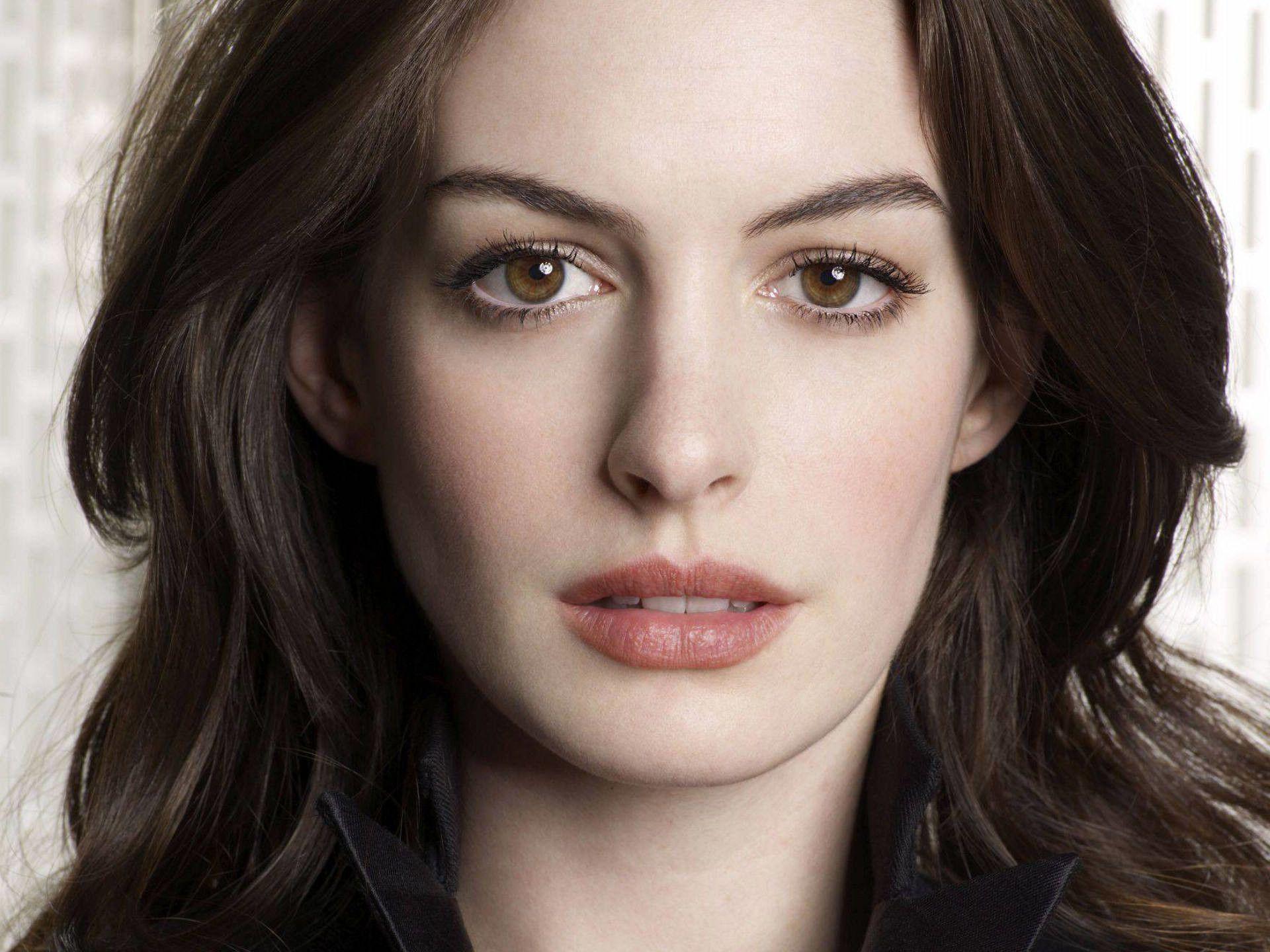 Wallpapers HD Anne Hathaway Backgrounds, Wallpapers, HD Wallpapers