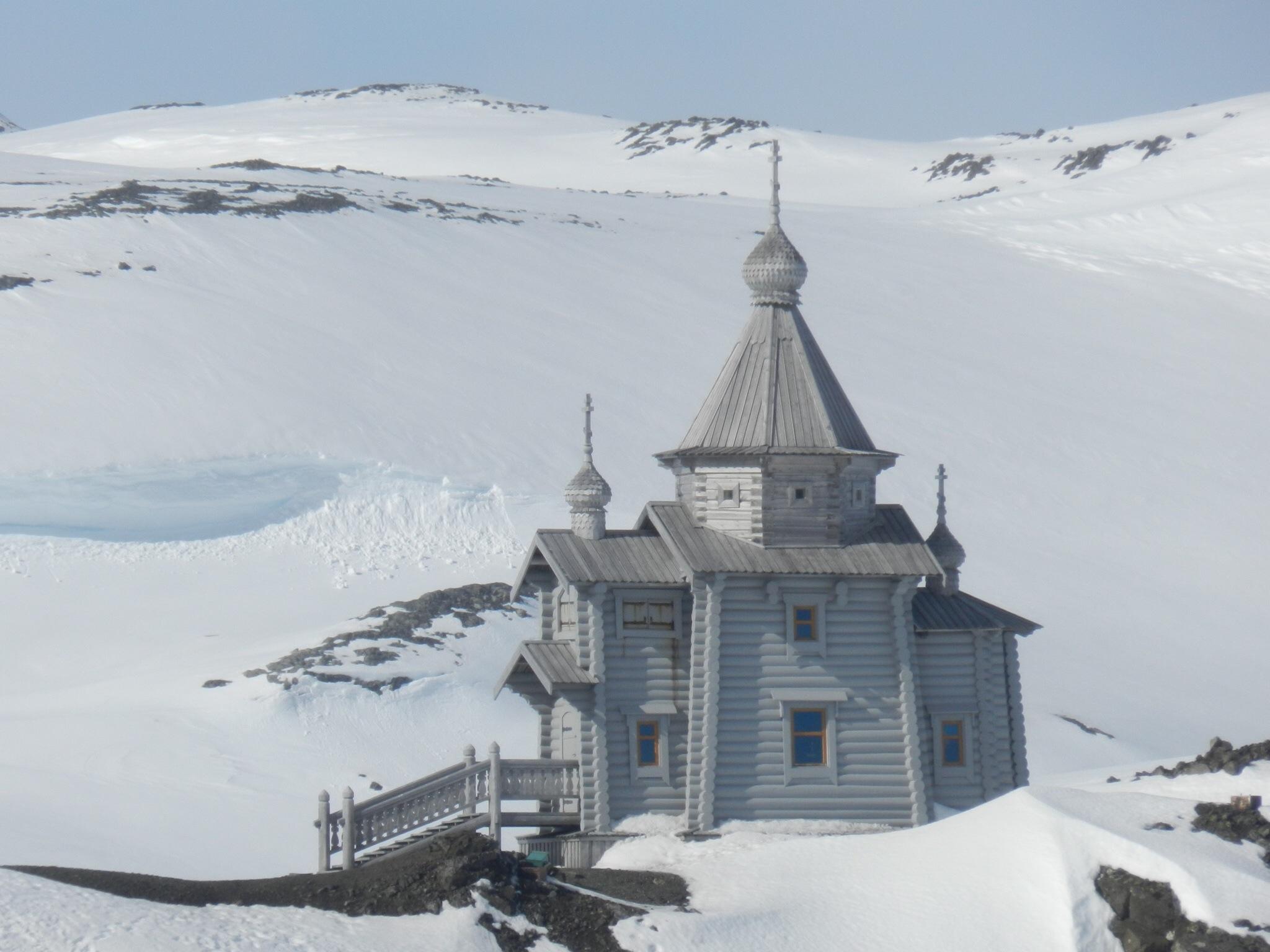 File:Iglesia Rusa cercana a Villa Las Estrellas