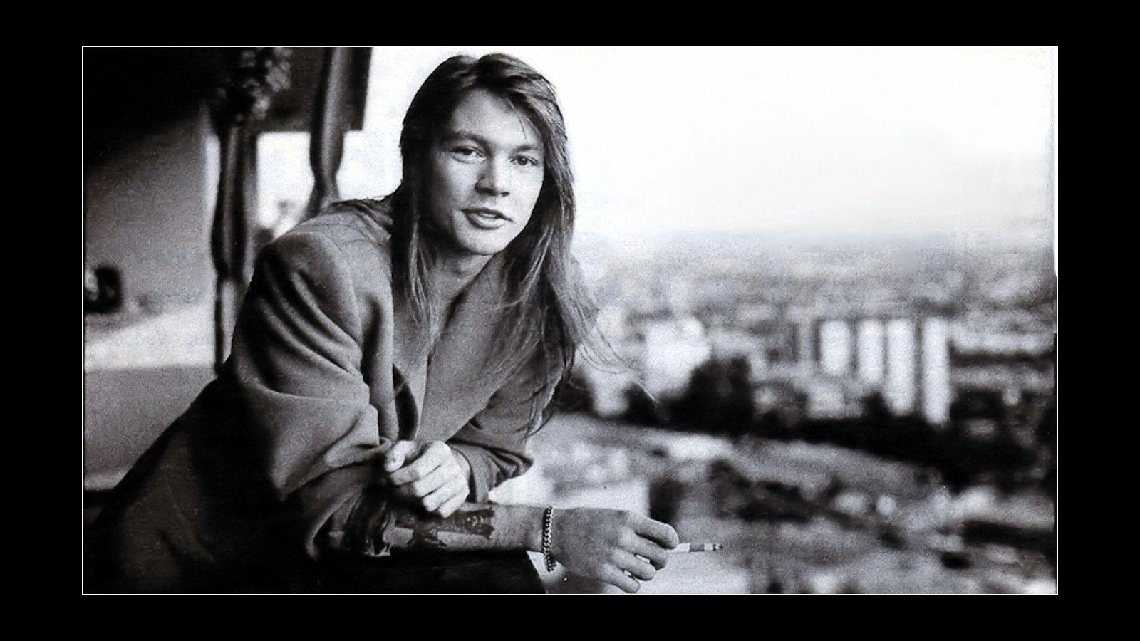 Axl Rose in the 80s wallpapers