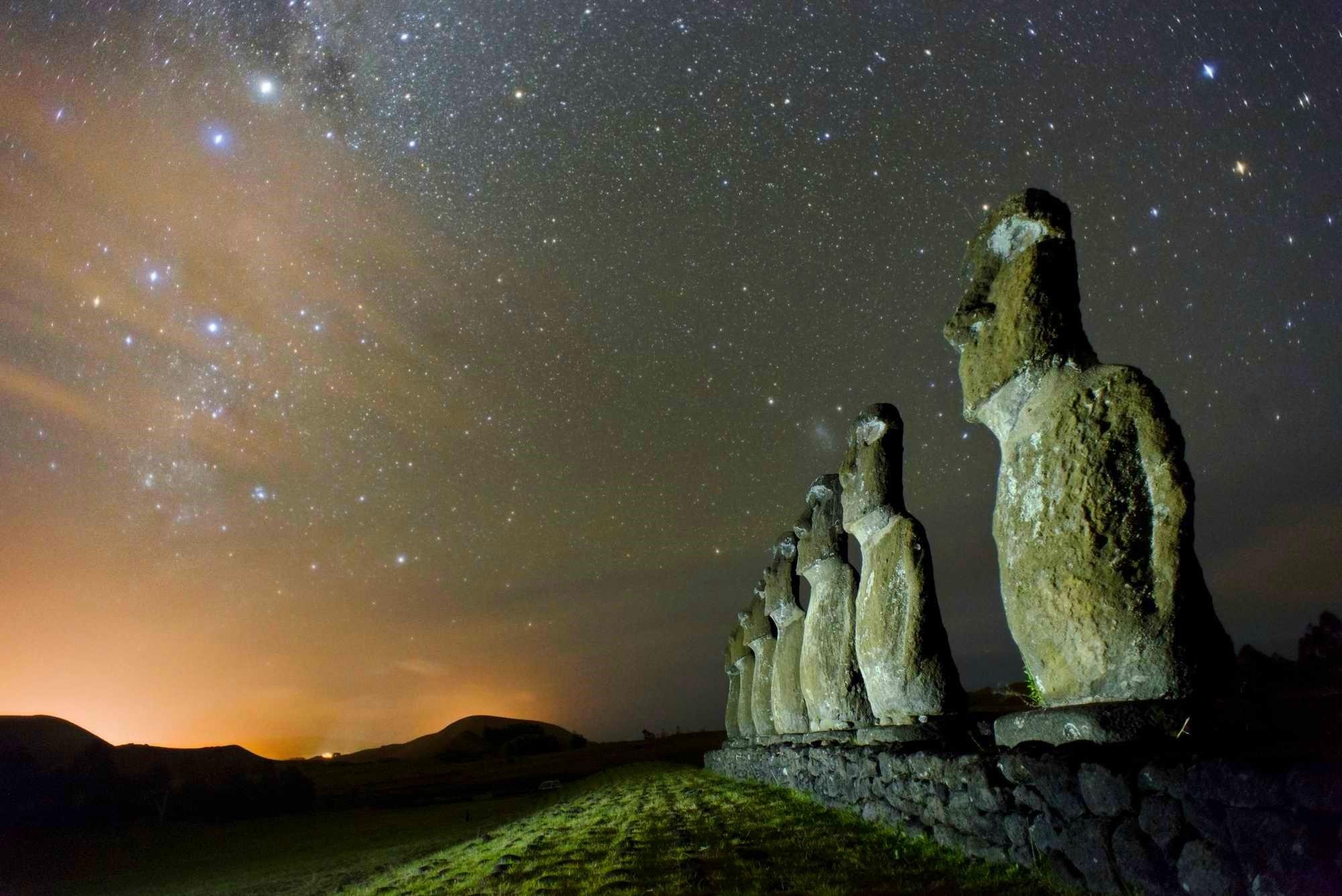 easter island chile starry night statue moai stone monuments nature