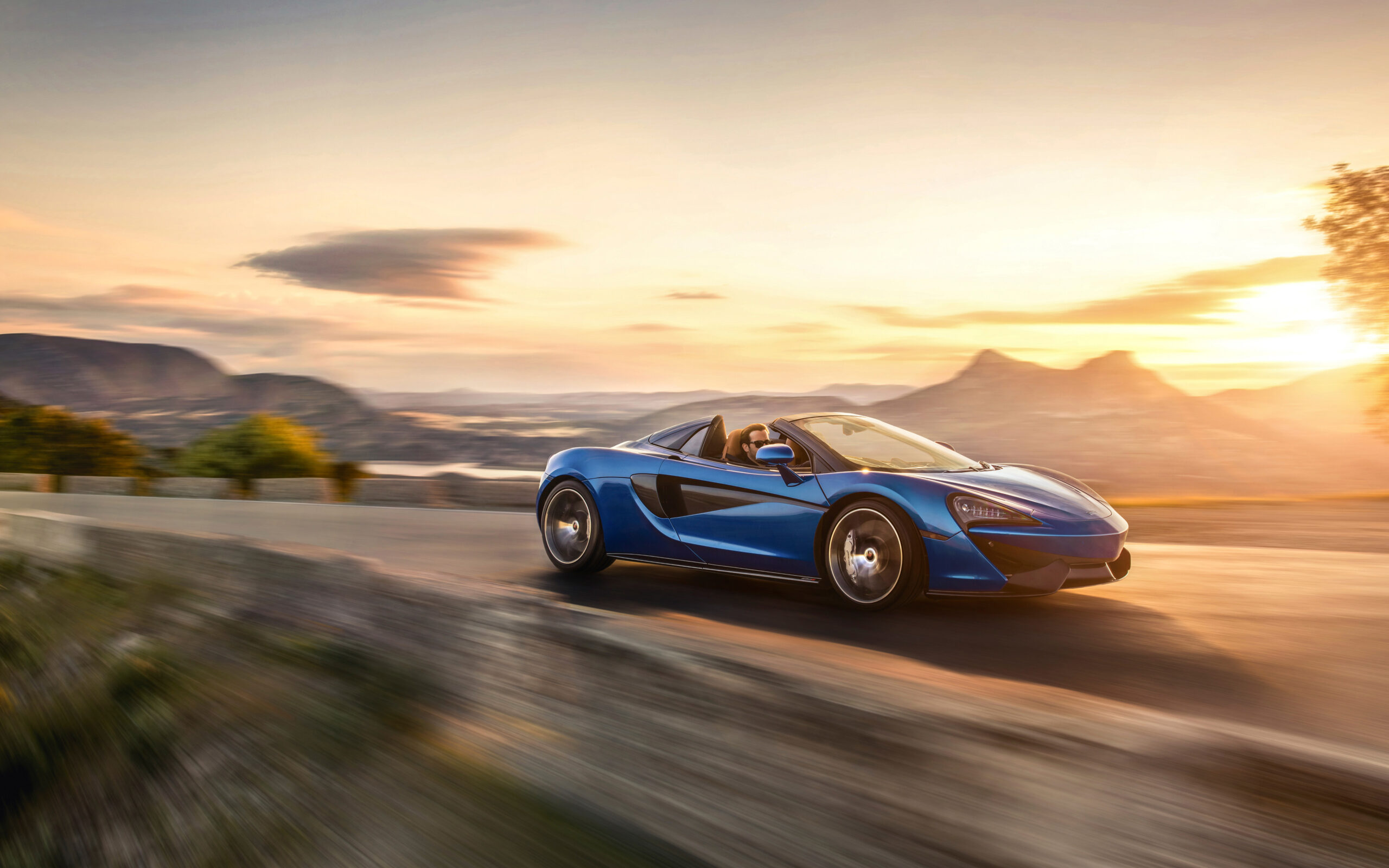 2018 McLaren 570S Spider Wallpapers