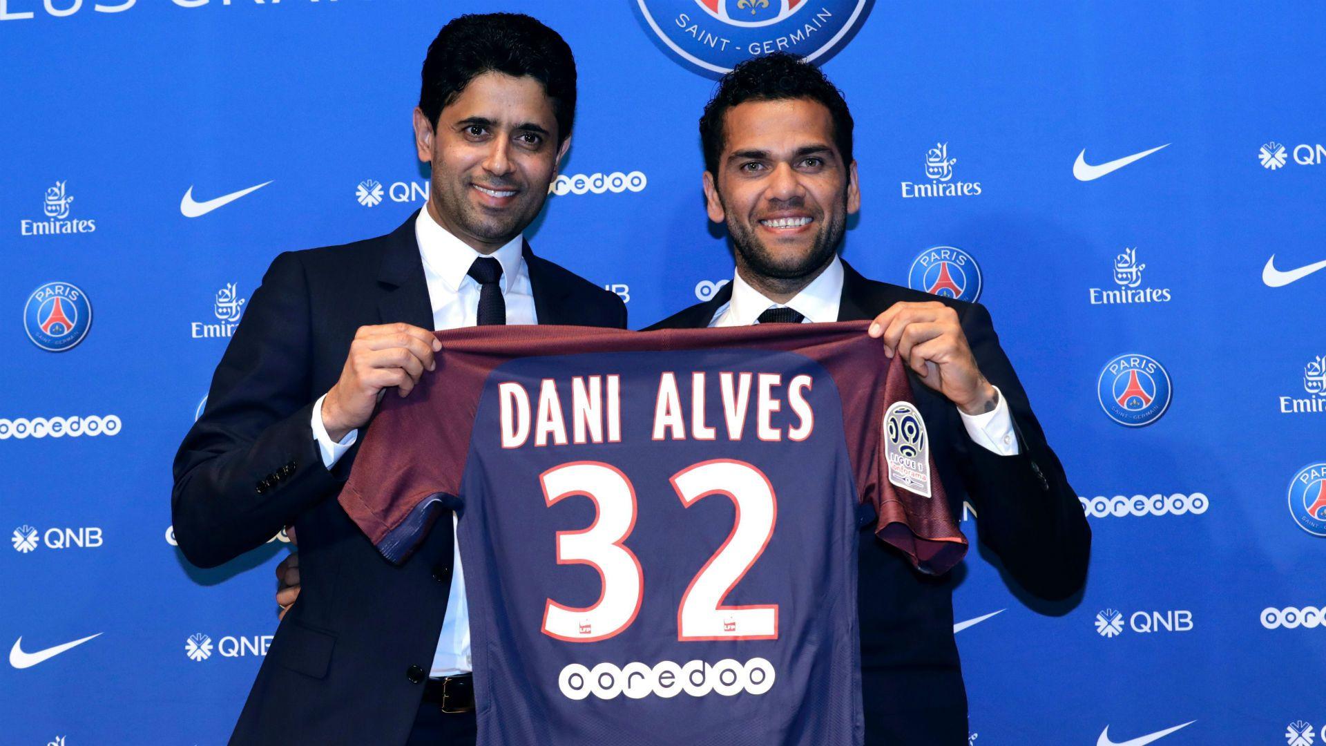 Dani Alves transfer snub made Manchester City go from Virfil Van