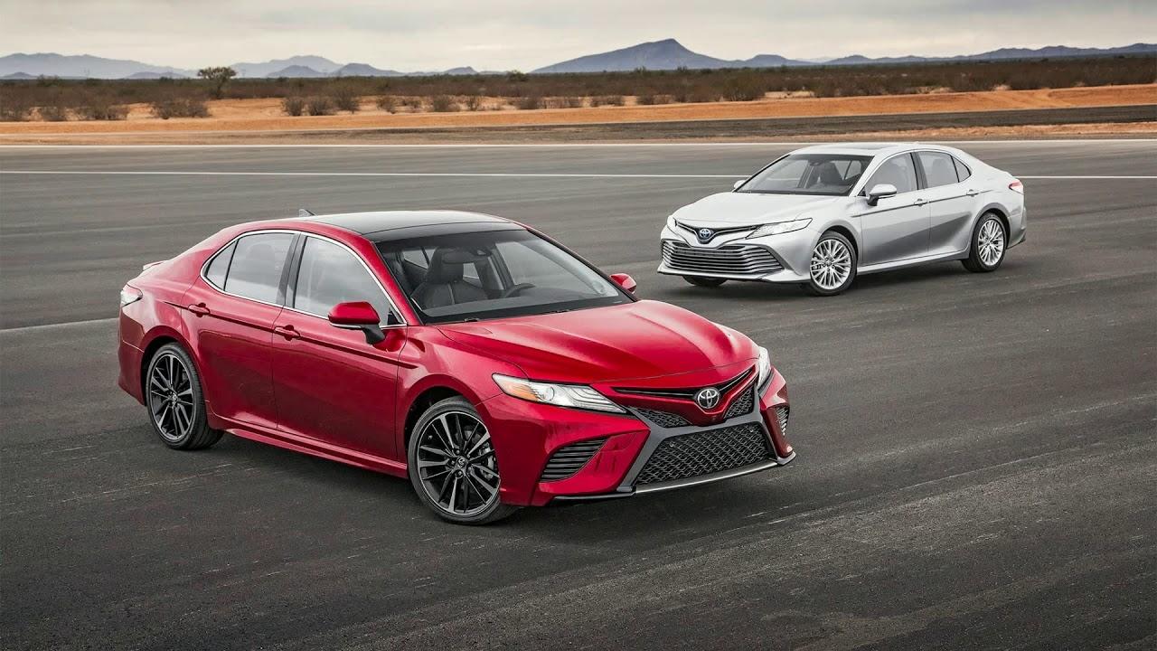 2019 Toyota Camry Rear Wallpapers