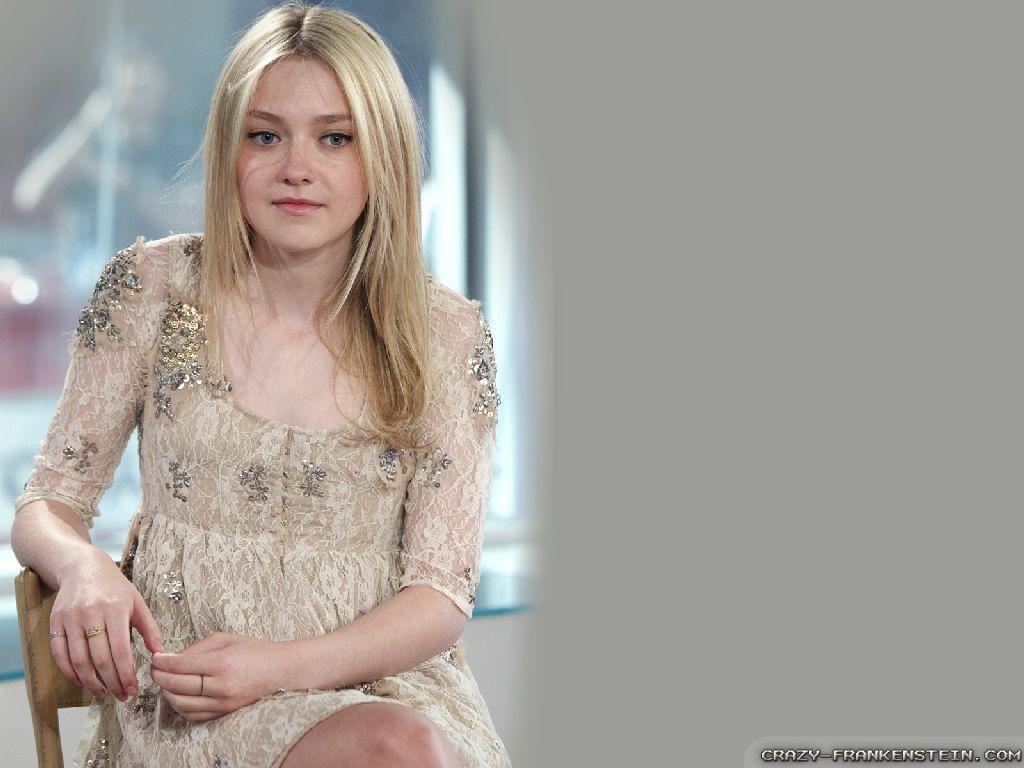 Dakota Fanning Wallpapers 1080p