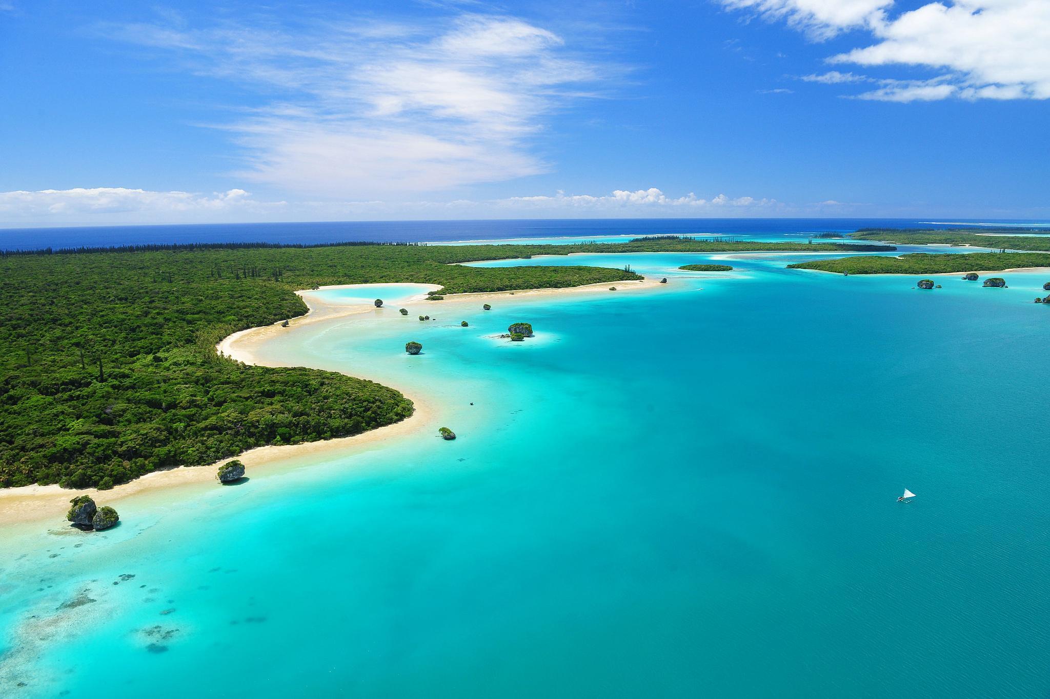 New Caledonia South Pacific Island HD desktop wallpapers : Widescreen