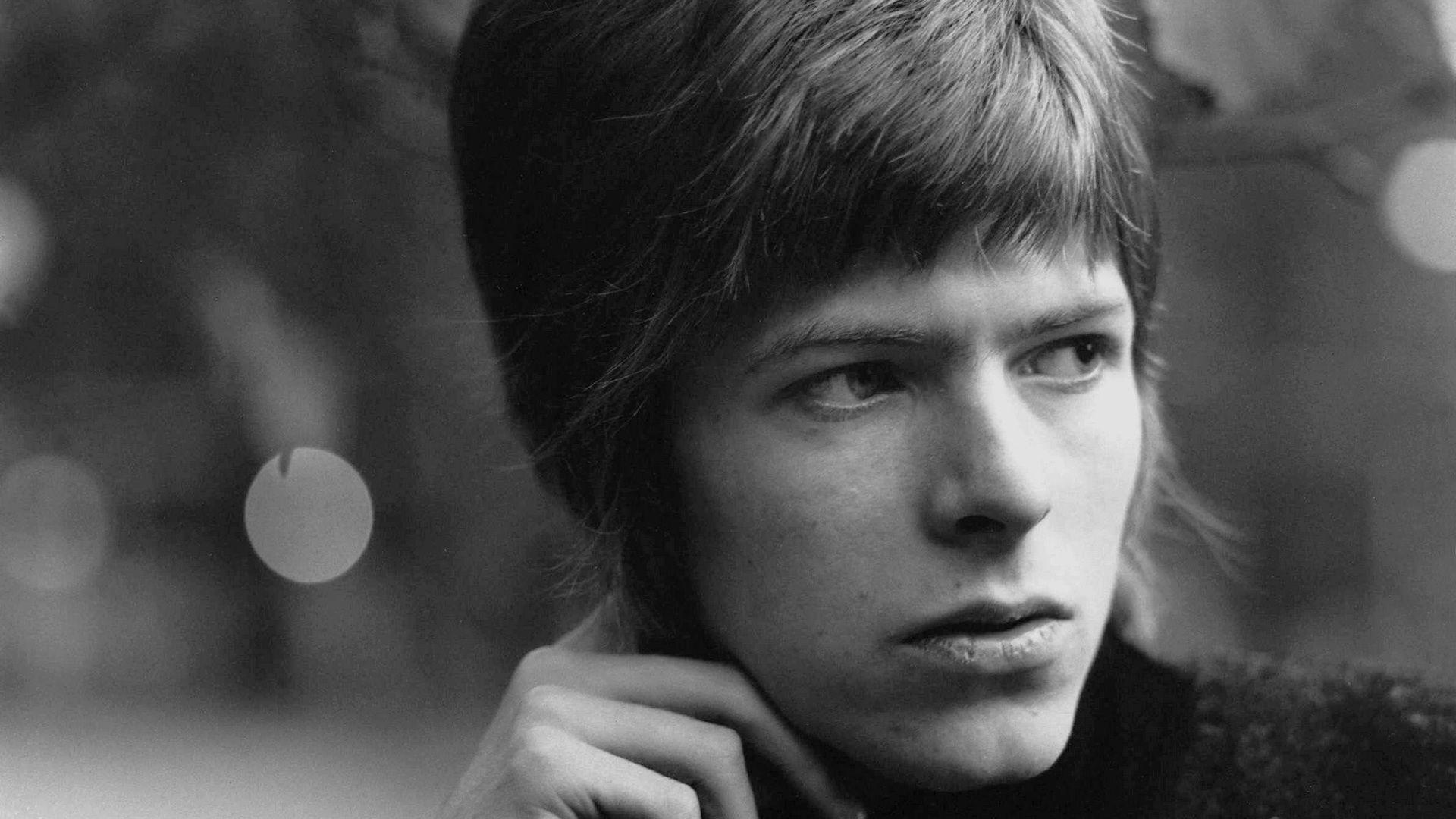 9 David Bowie Wallpapers