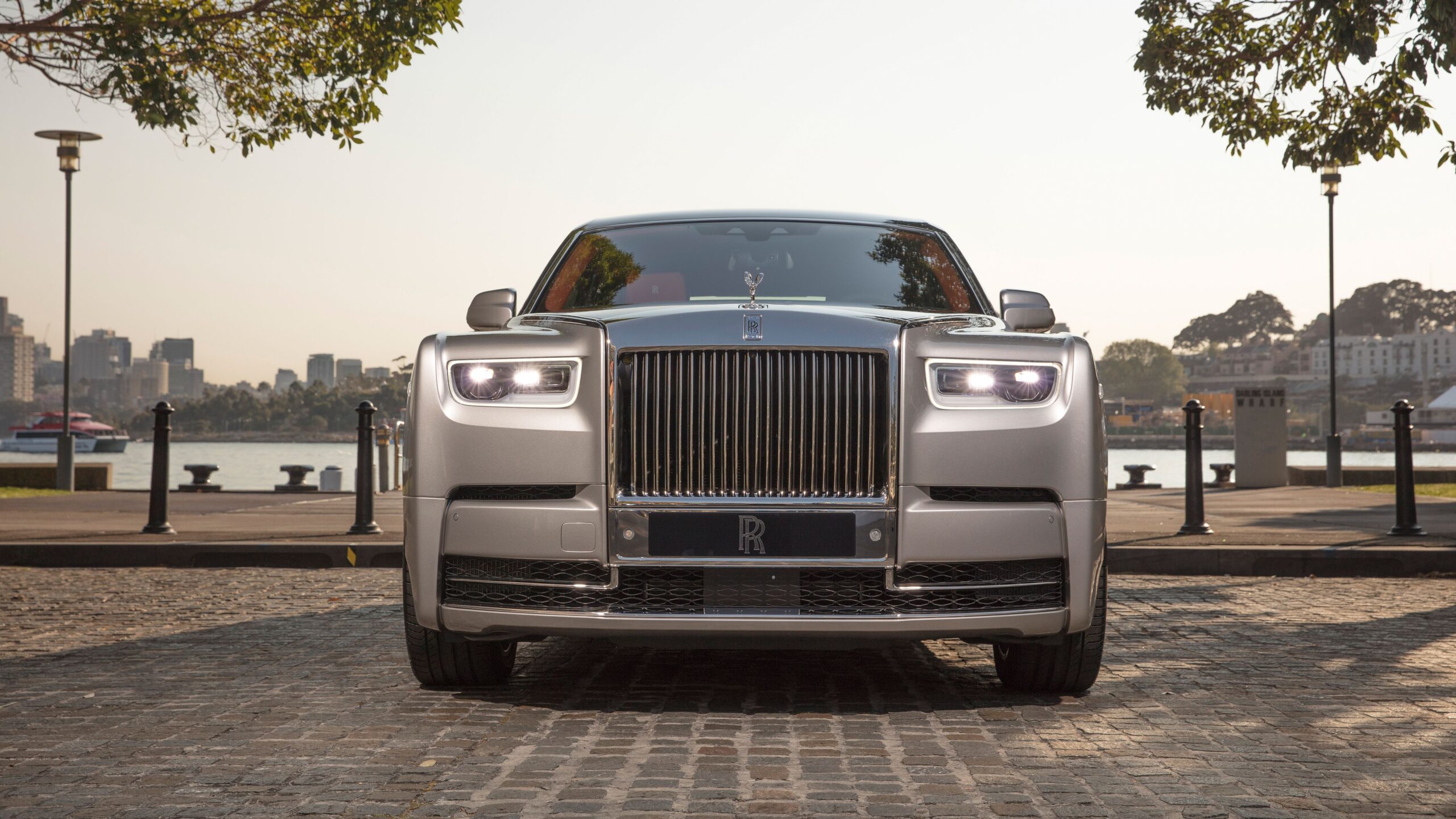 2018 Rolls Royce Phantom 4K Wallpapers