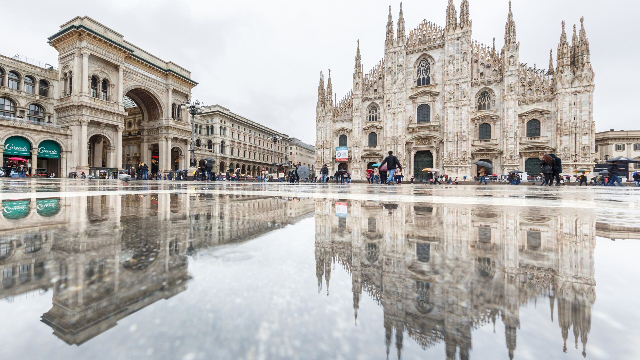 Image Cathedral Italy Arch Town square Duomo Milan