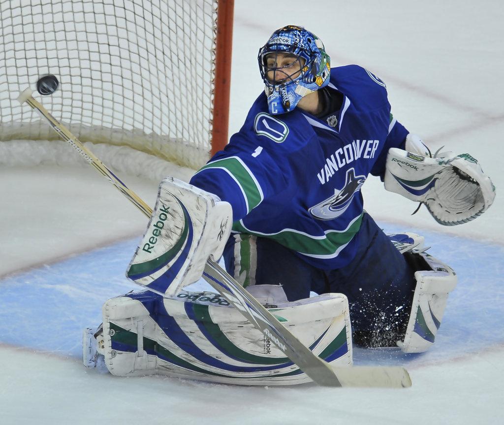 Calgary Flames v Vancouver Canucks 1 of 17